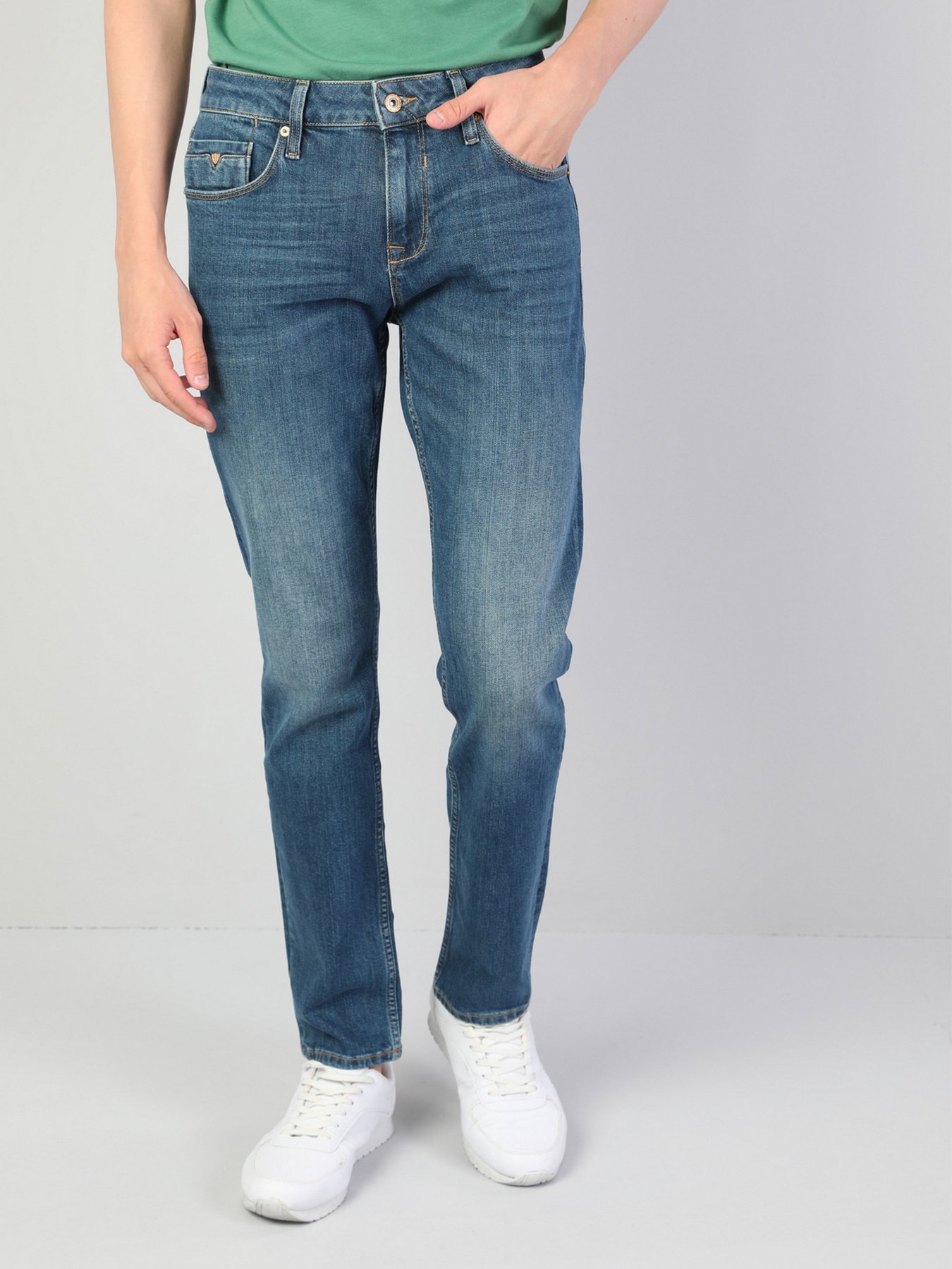 Джинсы Colin’s 044 Karl Straight модель CL1046248DN04232 Фото