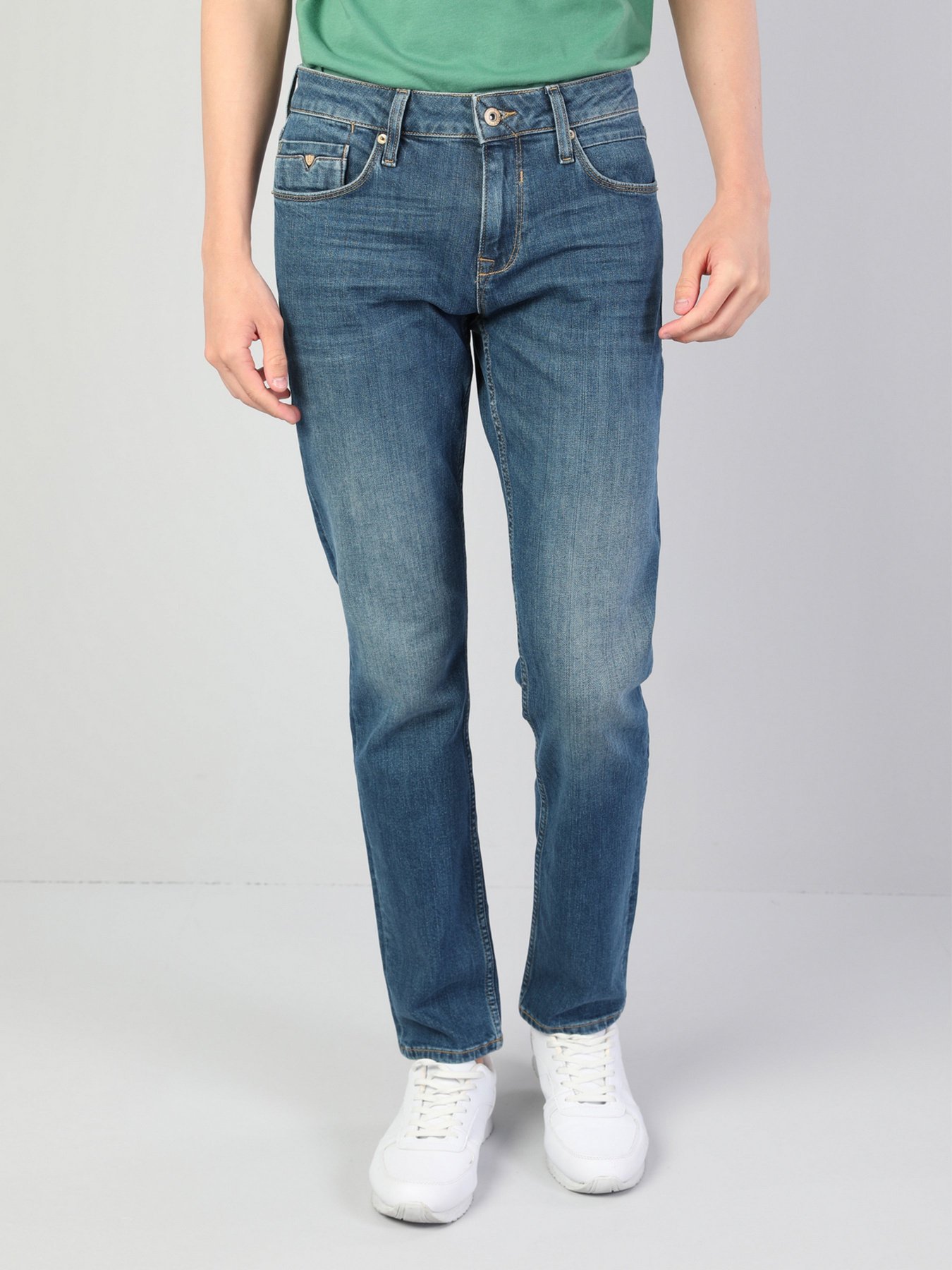 Джинсы Colin’s 044 Karl Straight модель CL1046248DN04232 Фото