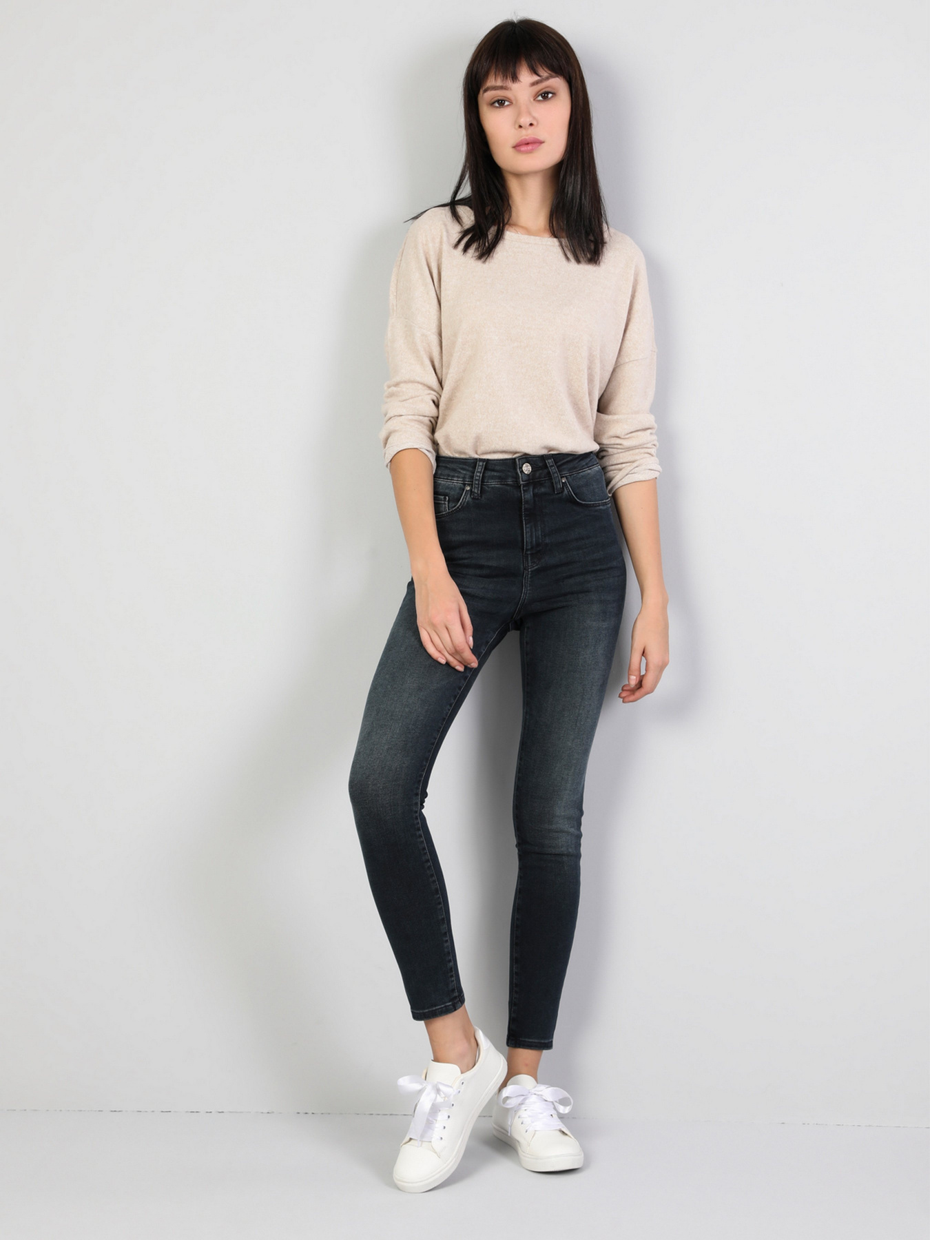 Скинни джинсы Colin’s 760 Diana модель CL1046986DN03952 Скинни джинсы Colin’s 760 Diana модель CL1046986DN03952 Фото