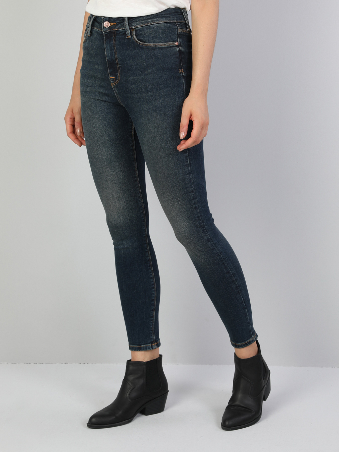 Скинни джинсы Colin’s 760 Diana модель CL1046990DN40677 Скинни джинсы Colin’s 760 Diana модель CL1046990DN40677 Фото