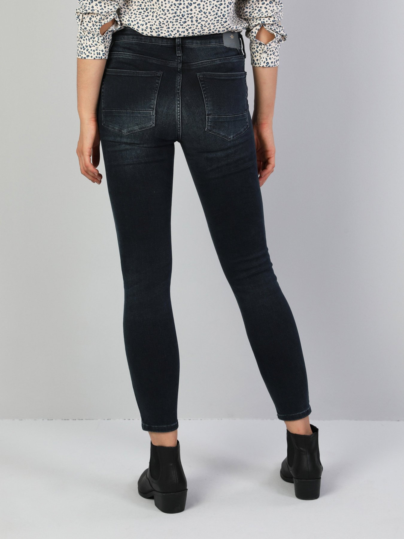Скинни джинсы Colin’s 757 Sally модель CL1047039DN40686 Скинни джинсы Colin’s 757 Sally модель CL1047039DN40686 Фото