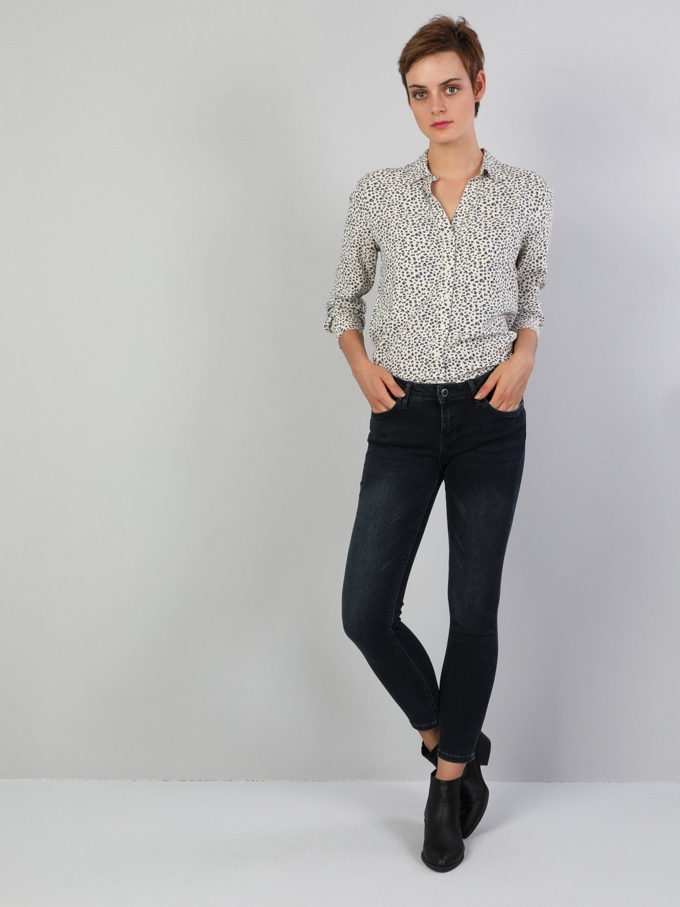 Скинни джинсы Colin’s 757 Sally модель CL1047039DN40686 Скинни джинсы Colin’s 757 Sally модель CL1047039DN40686 Фото