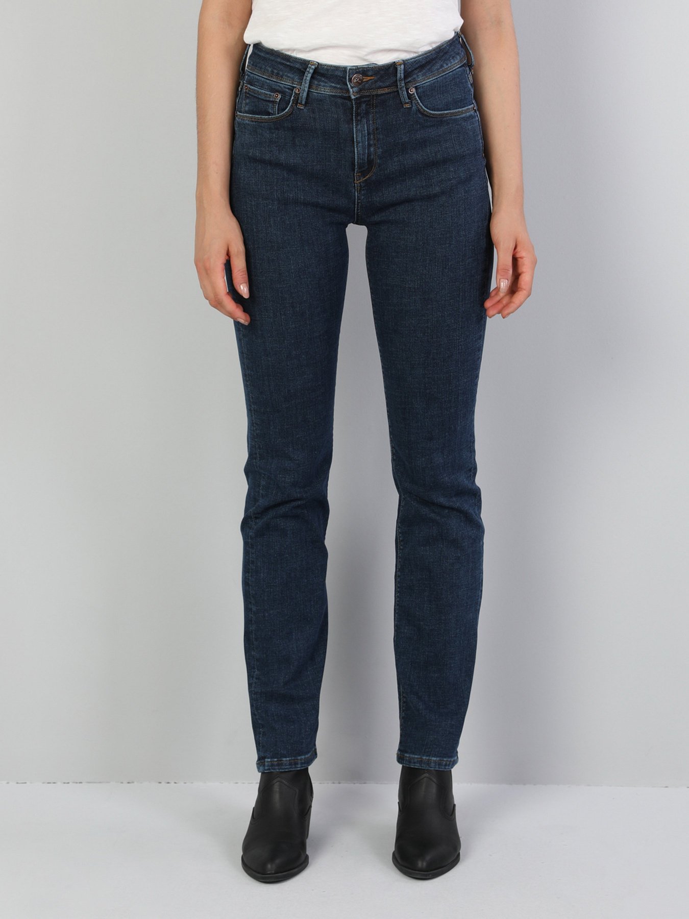 Прямые джинсы Colin’s 792 Mila модель CL1047042DN01150 Фото