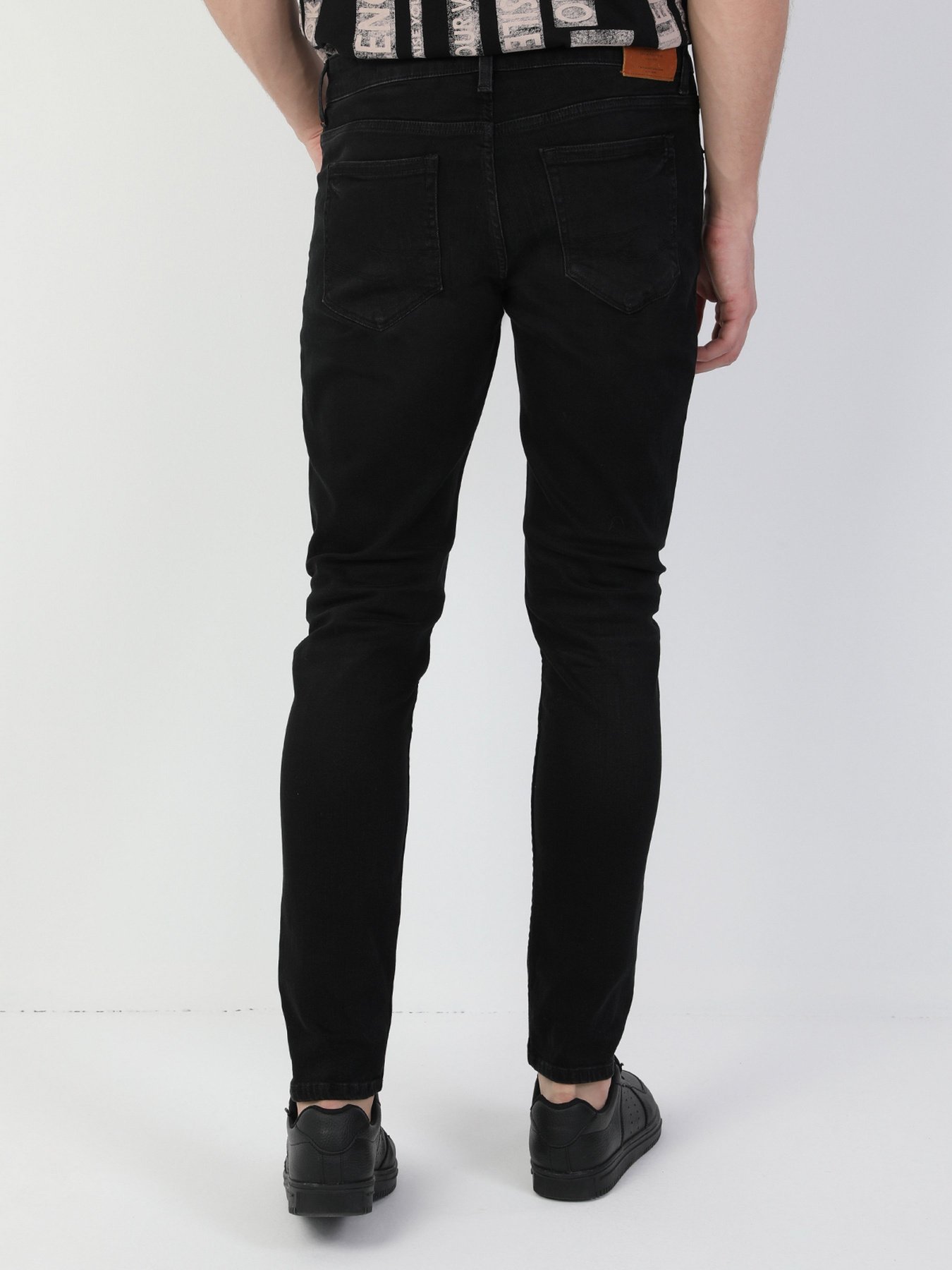 Джинсы Colin’s модель CL1048621DN06469 Фото