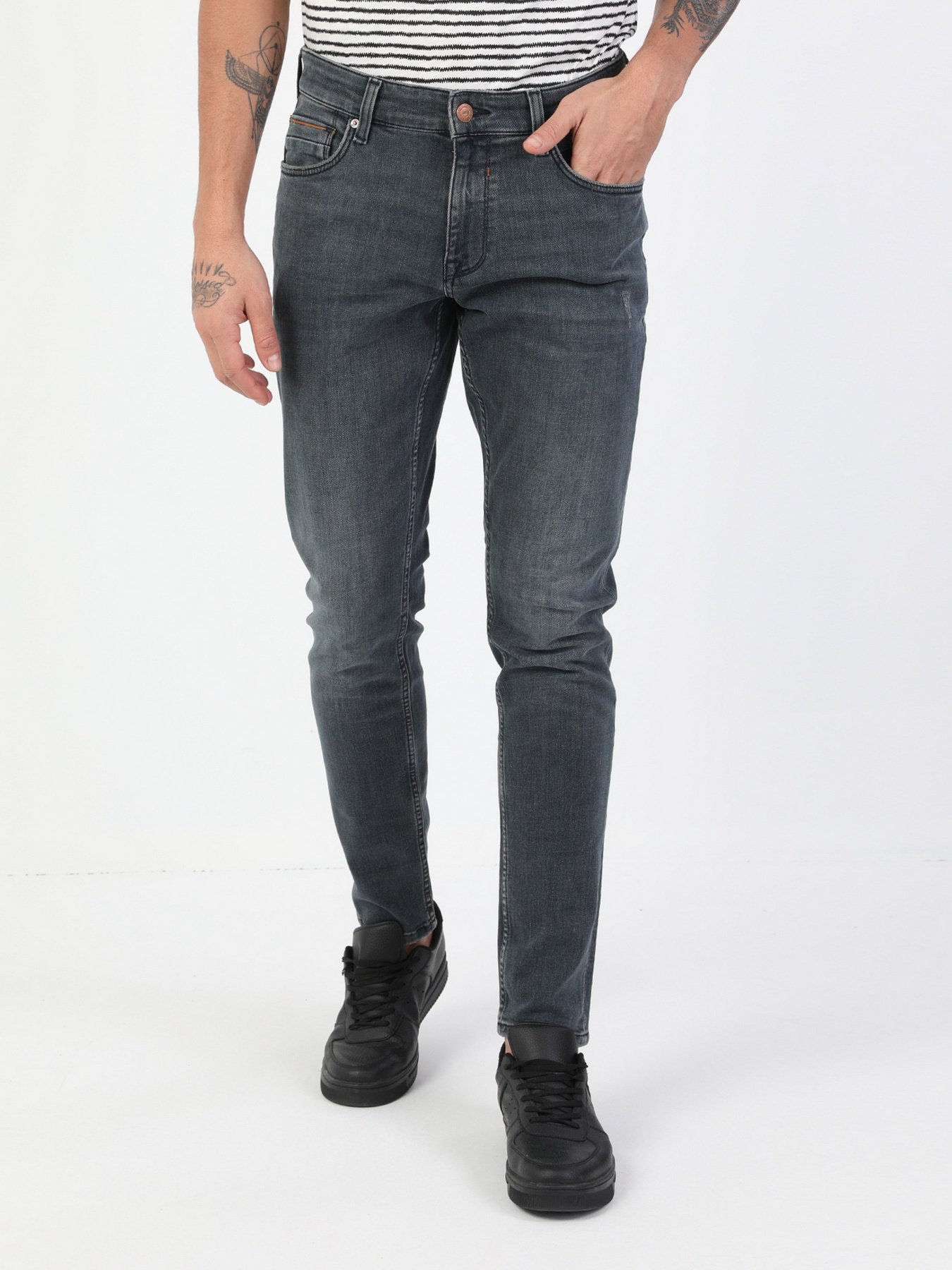 Джинсы Colin’s модель CL1048624DN00877 Фото