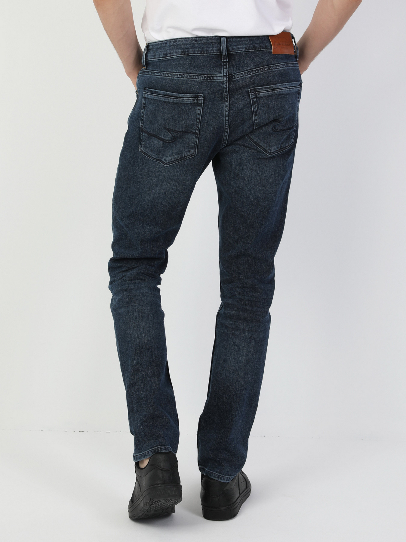 Джинсы Colin’s модель CL1048641DN02975 Фото