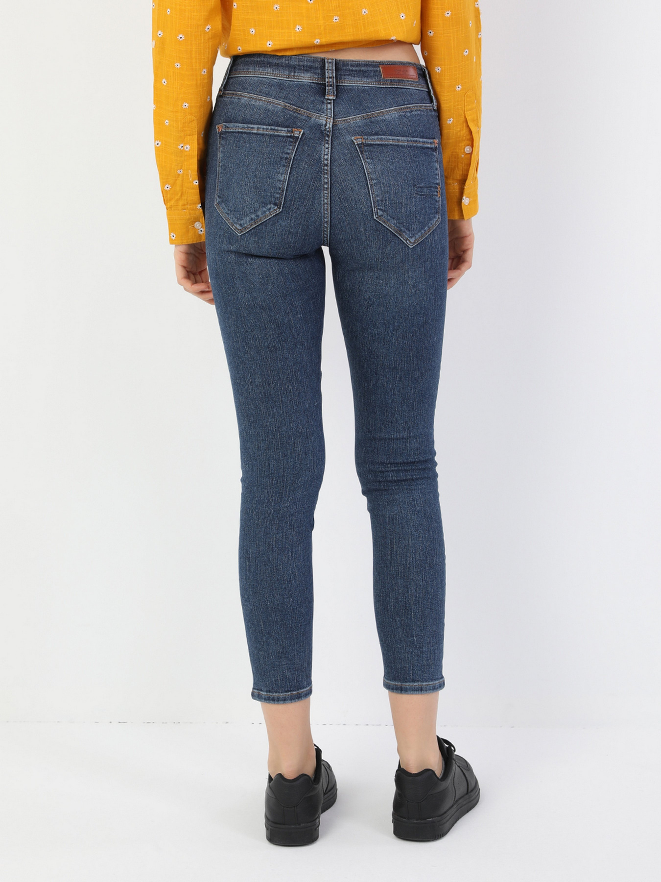 Скинни джинсы Colin’s 760 Diana модель CL1048745DN00744 Фото