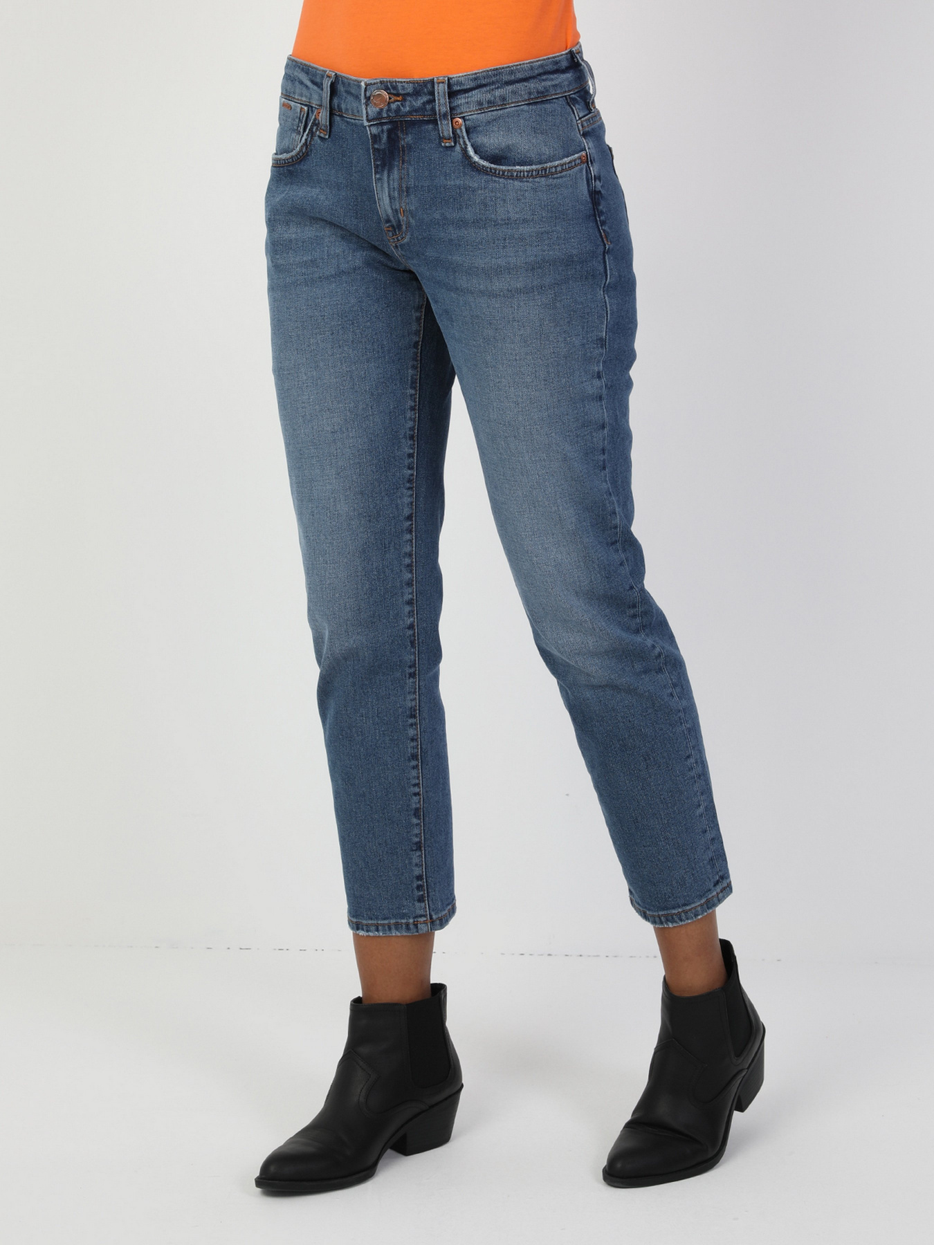 Бойфренды Colin’s модель CL1048772DN04012 Фото