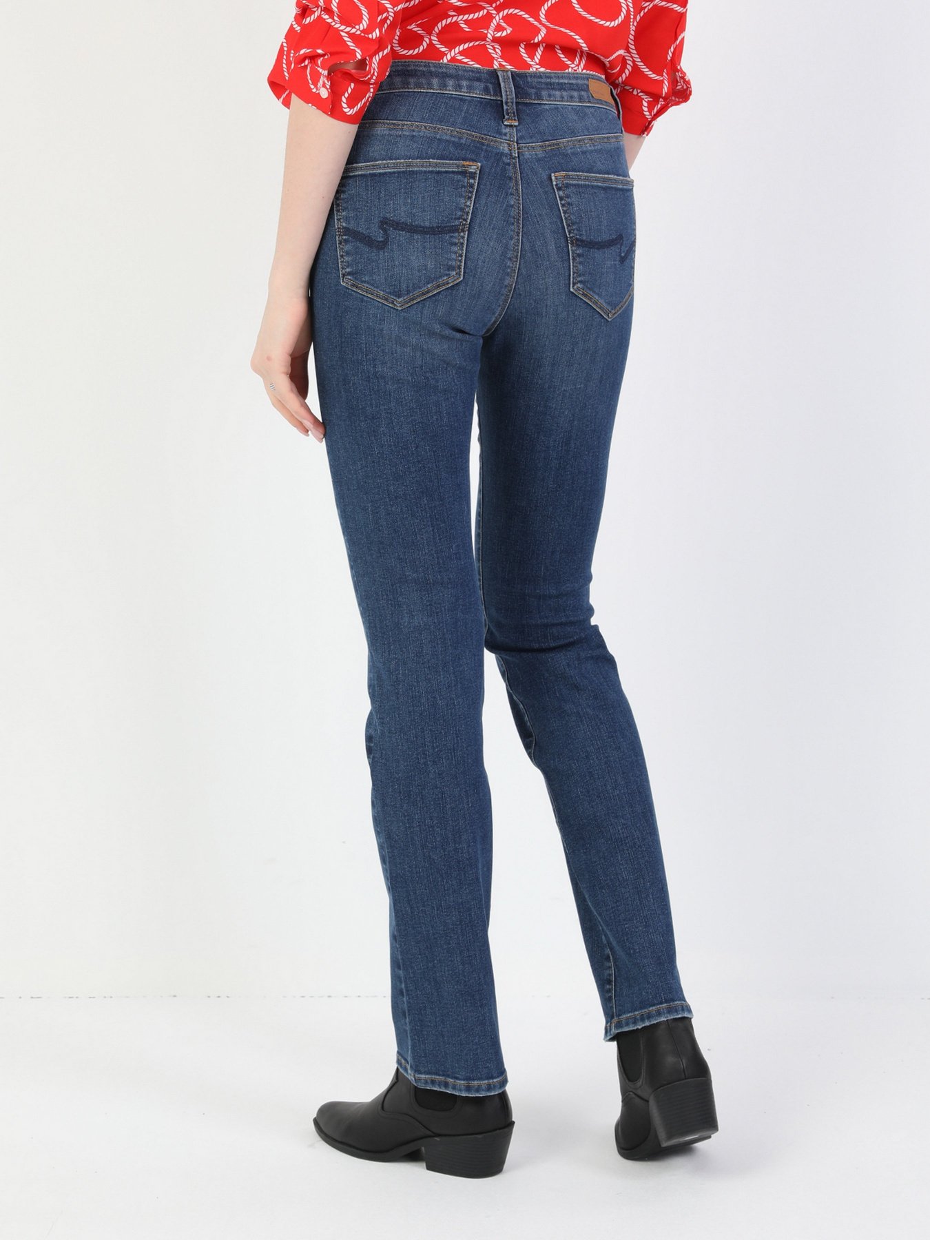 Прямые джинсы Colin’s 792 Mila модель CL1048829DN04471 Фото