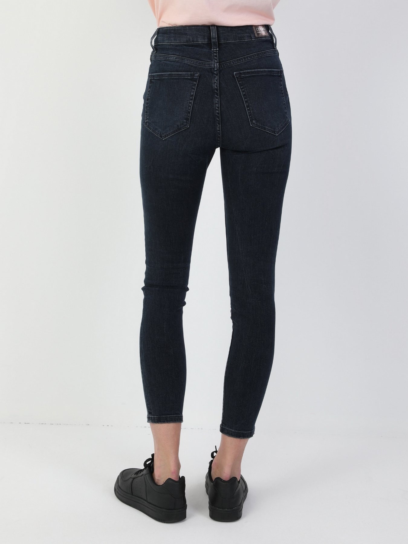 Скинни джинсы Colin’s 760 Diana модель CL1048922DN40897 Фото