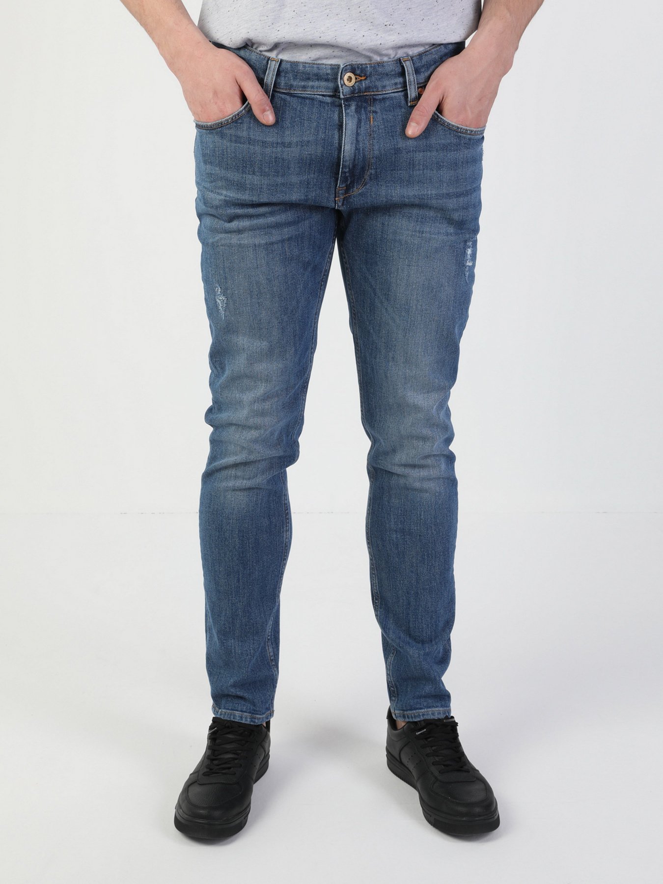 Зауженные джинсы Colin’s 041 Danny модель CL1049566DN40944 Фото