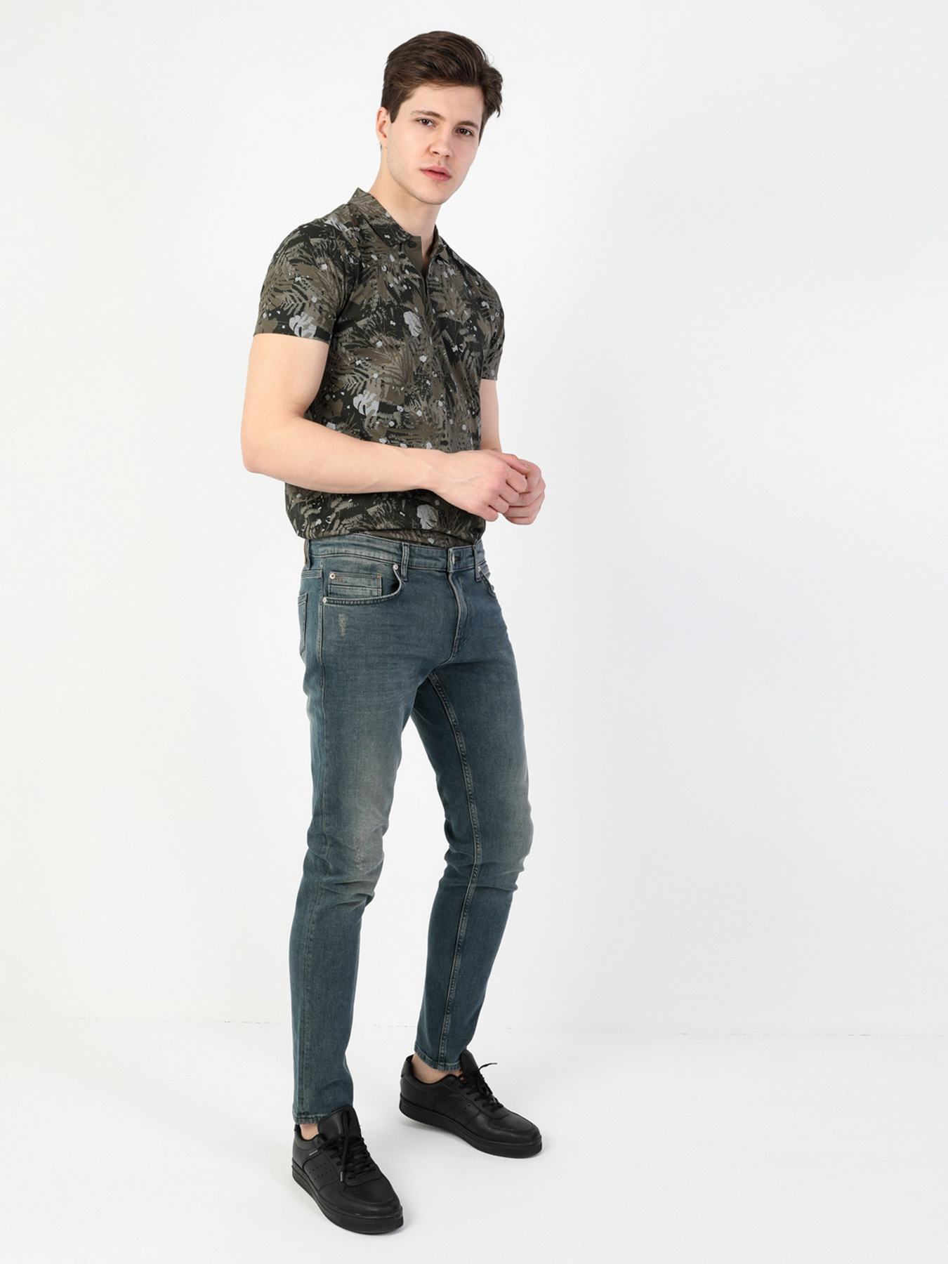 Зауженные джинсы Colin’s 041 Danny модель CL1049567DN40964 Фото