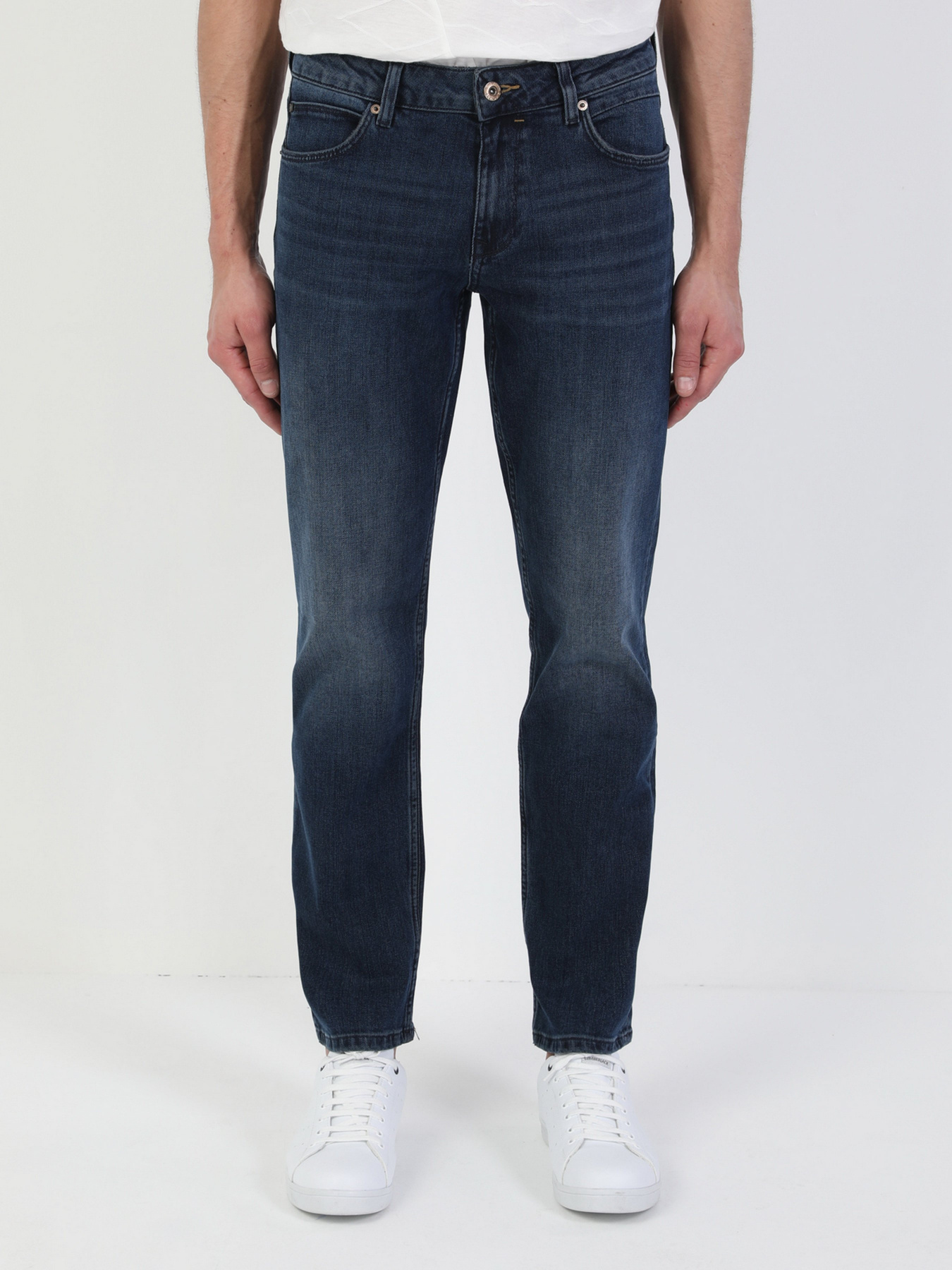 Джинсы Colin’s 045 Davıd модель CL1049582DN40826 Фото