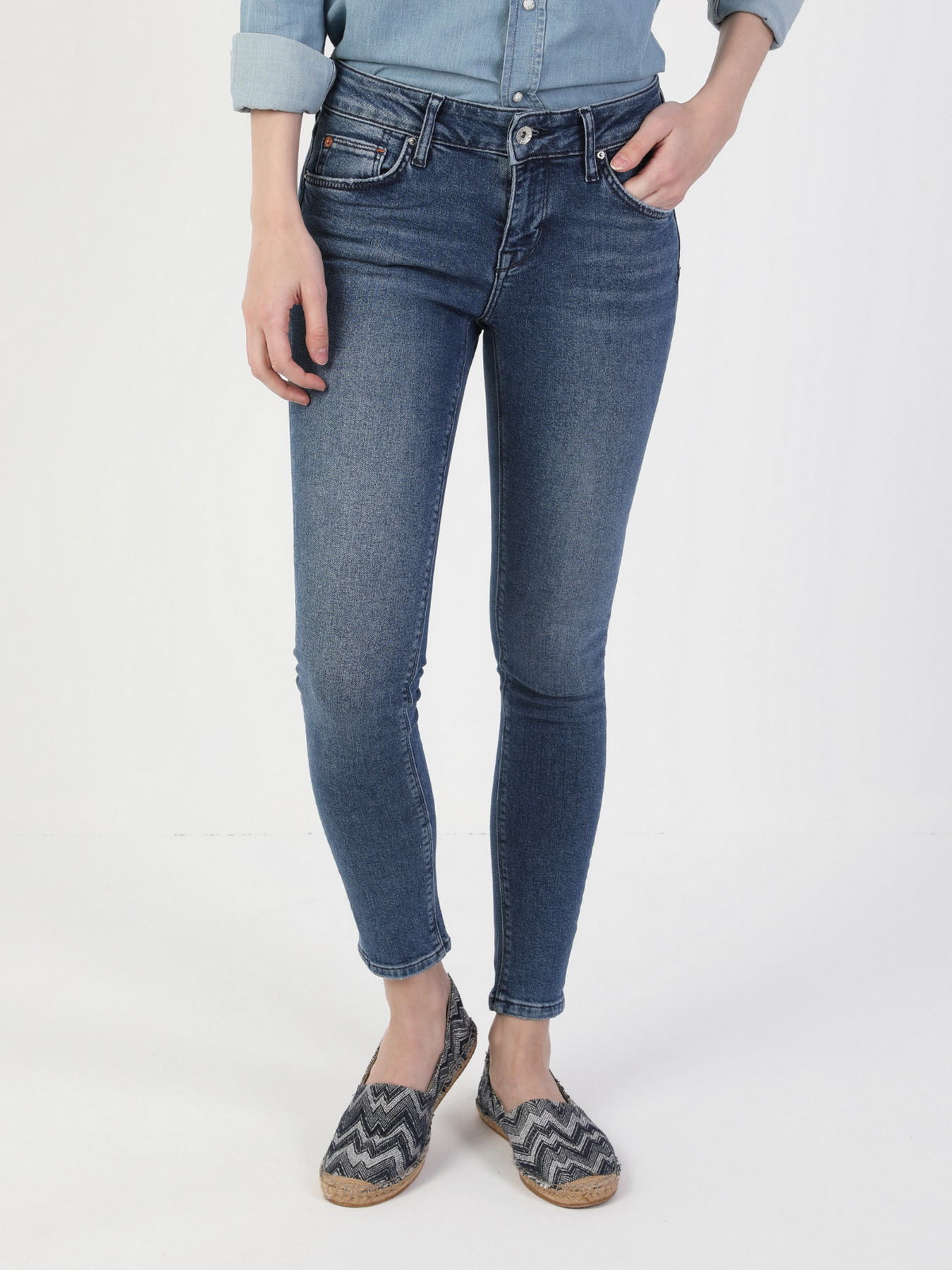 Скинни джинсы Colin’s 757 Sally модель CL1049650DN03388 Фото