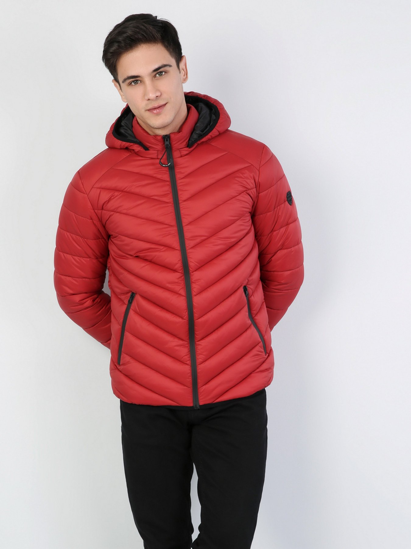 Демісезонна куртка Colin’s модель CL1021308RED Фото