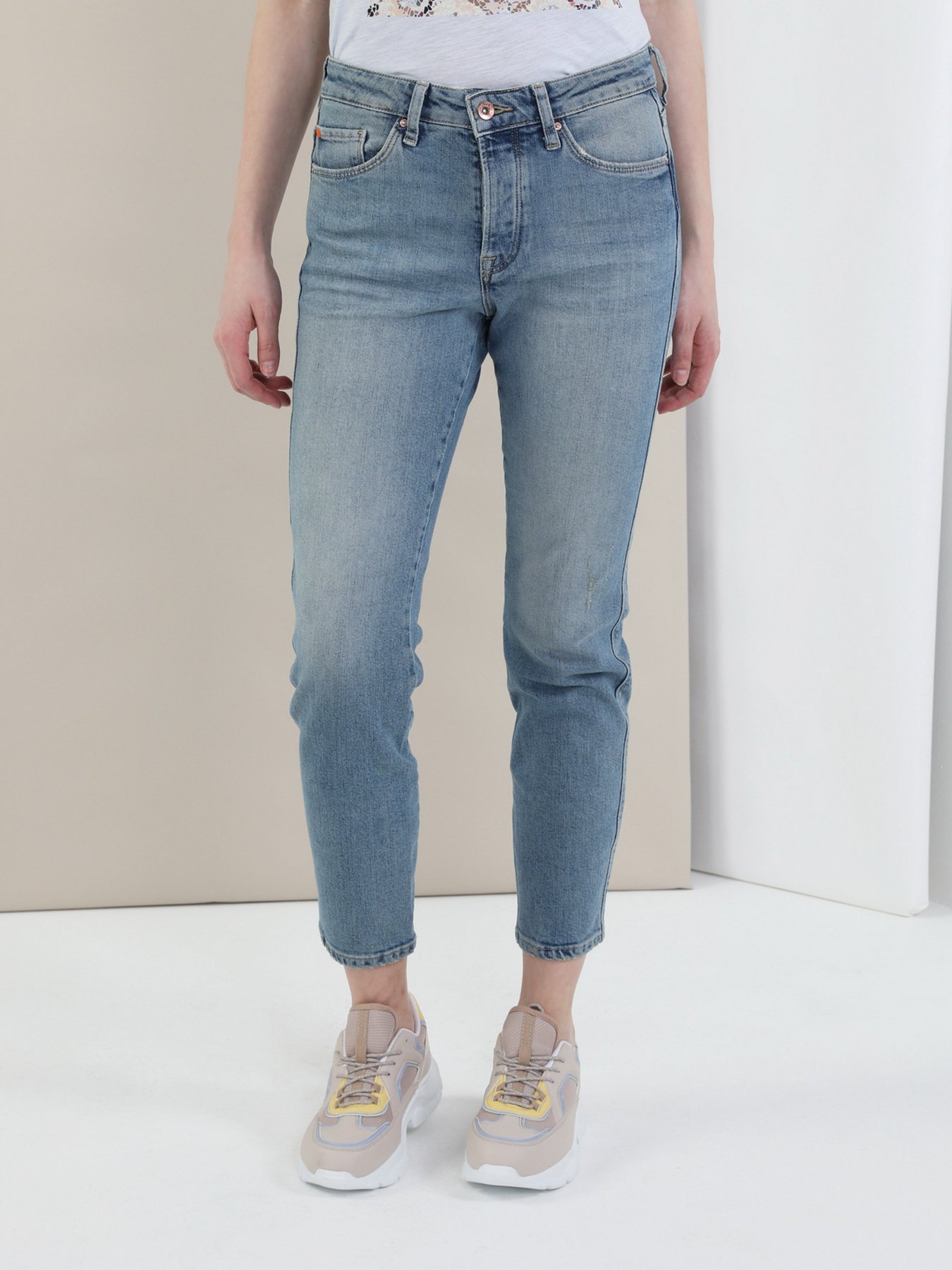 Зауженные джинсы Colin’s 891 Maya модель CL1049671DN40998 Фото