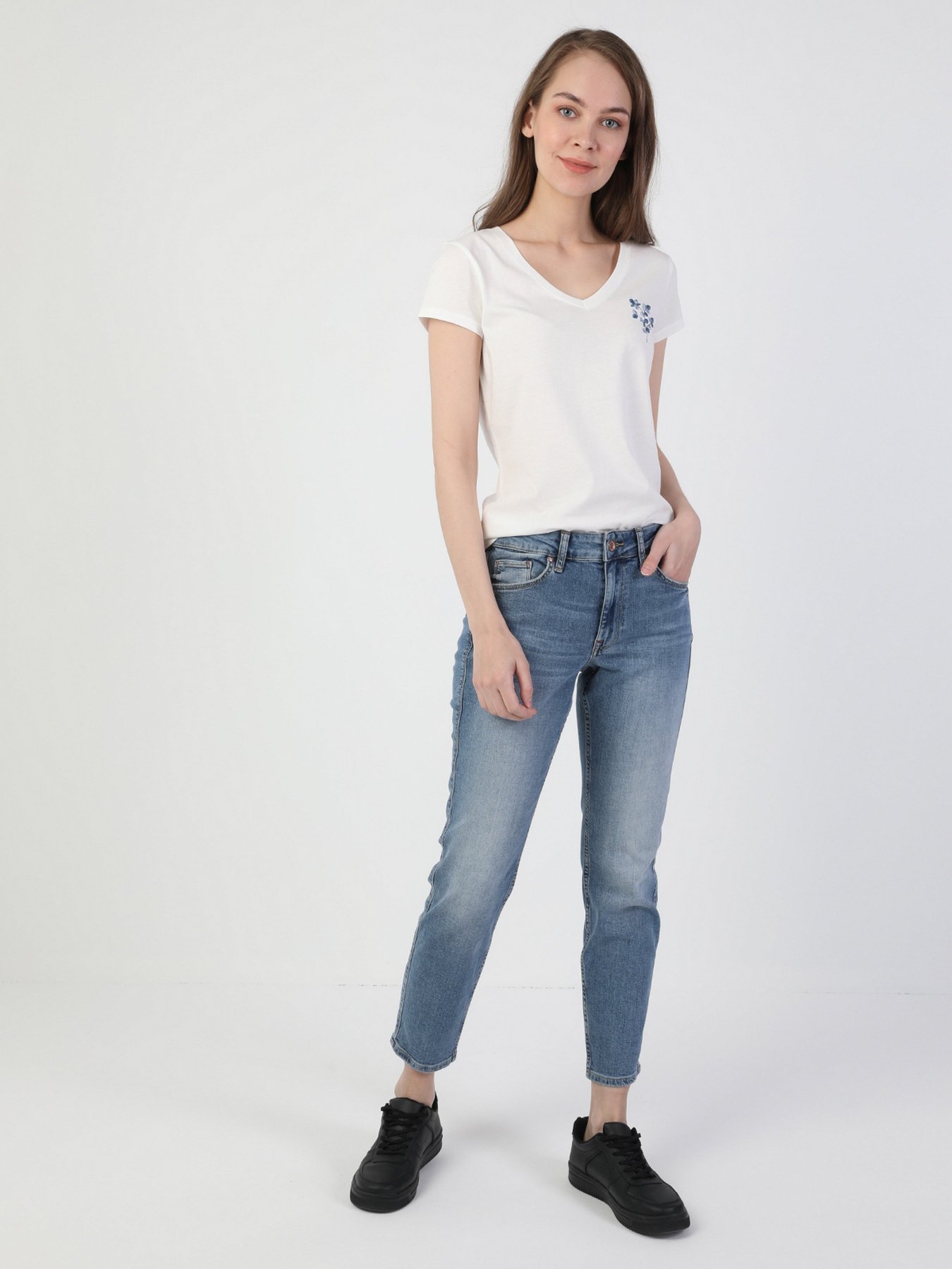 Зауженные джинсы Colin’s модель CL1049672DN40995 Зауженные джинсы Colin’s модель CL1049672DN40995 Фото