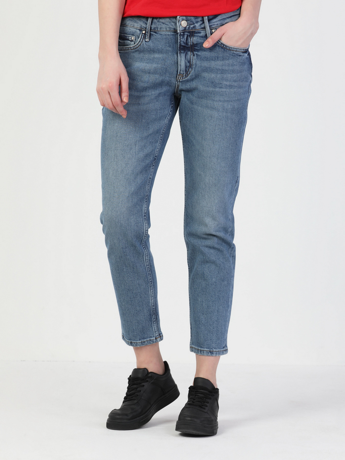 Бойфренды Colin’s 892 Alina модель CL1049677DN40999 Фото