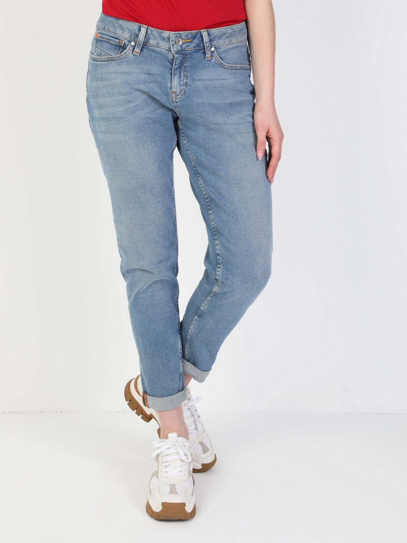 Бойфренды Colin’s модель CL1049679DN02815 Бойфренды Colin’s модель CL1049679DN02815 Фото