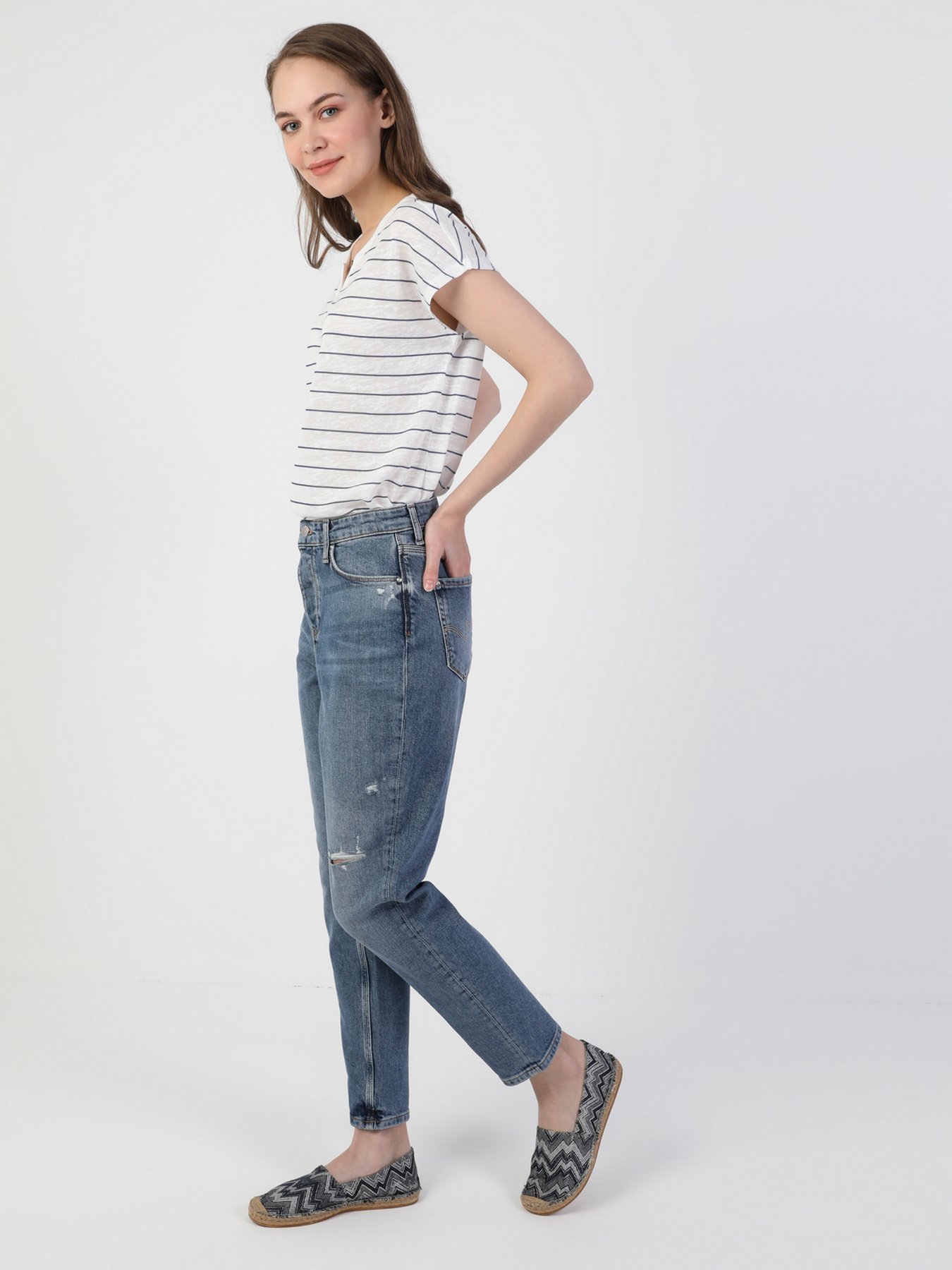 Джинсы мом Colin’s 896 Maria модель CL1049682DN40994 Фото
