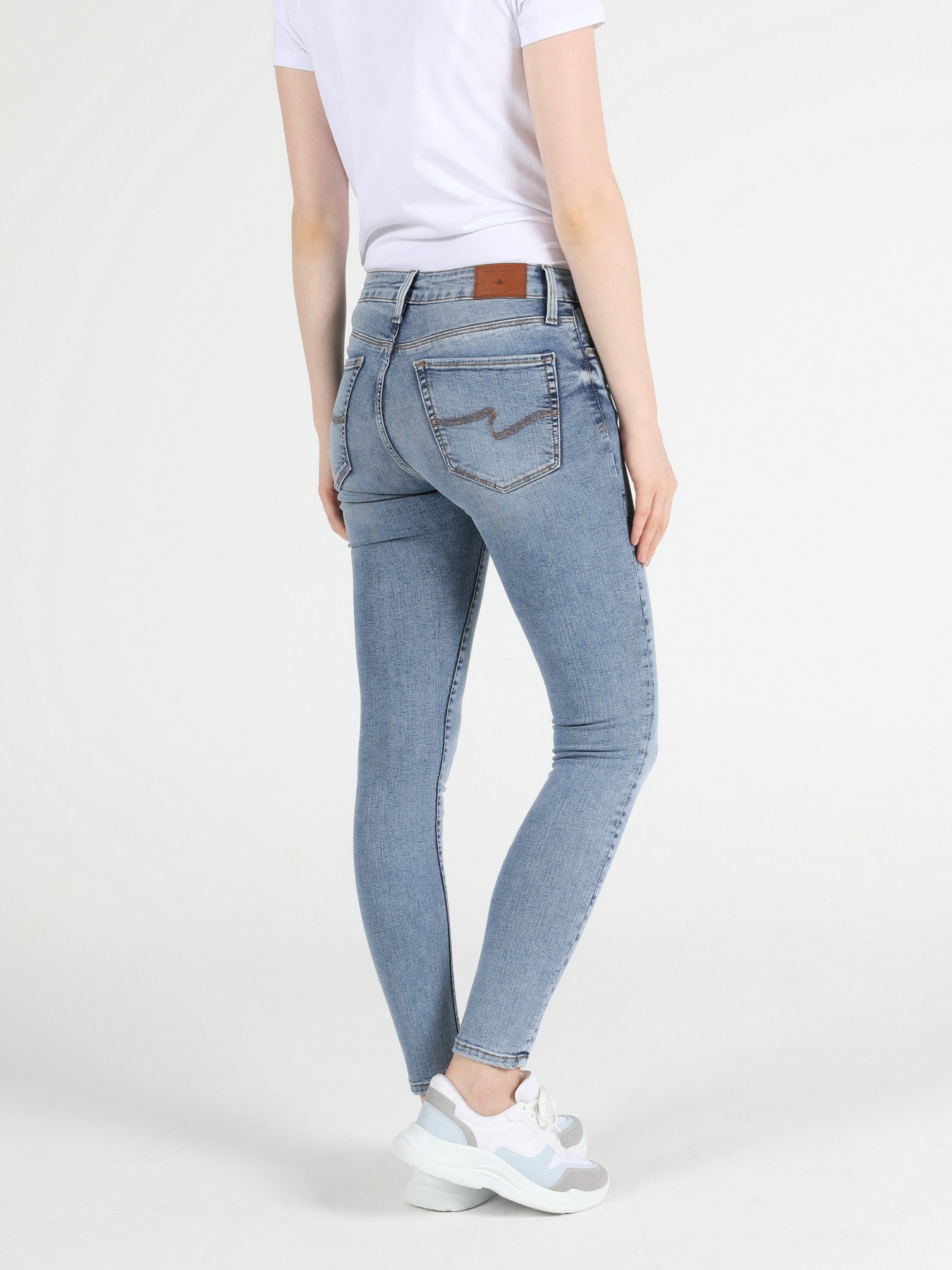 Скинни джинсы Colin’s 759 Lara модель CL1050239DN03685 Фото