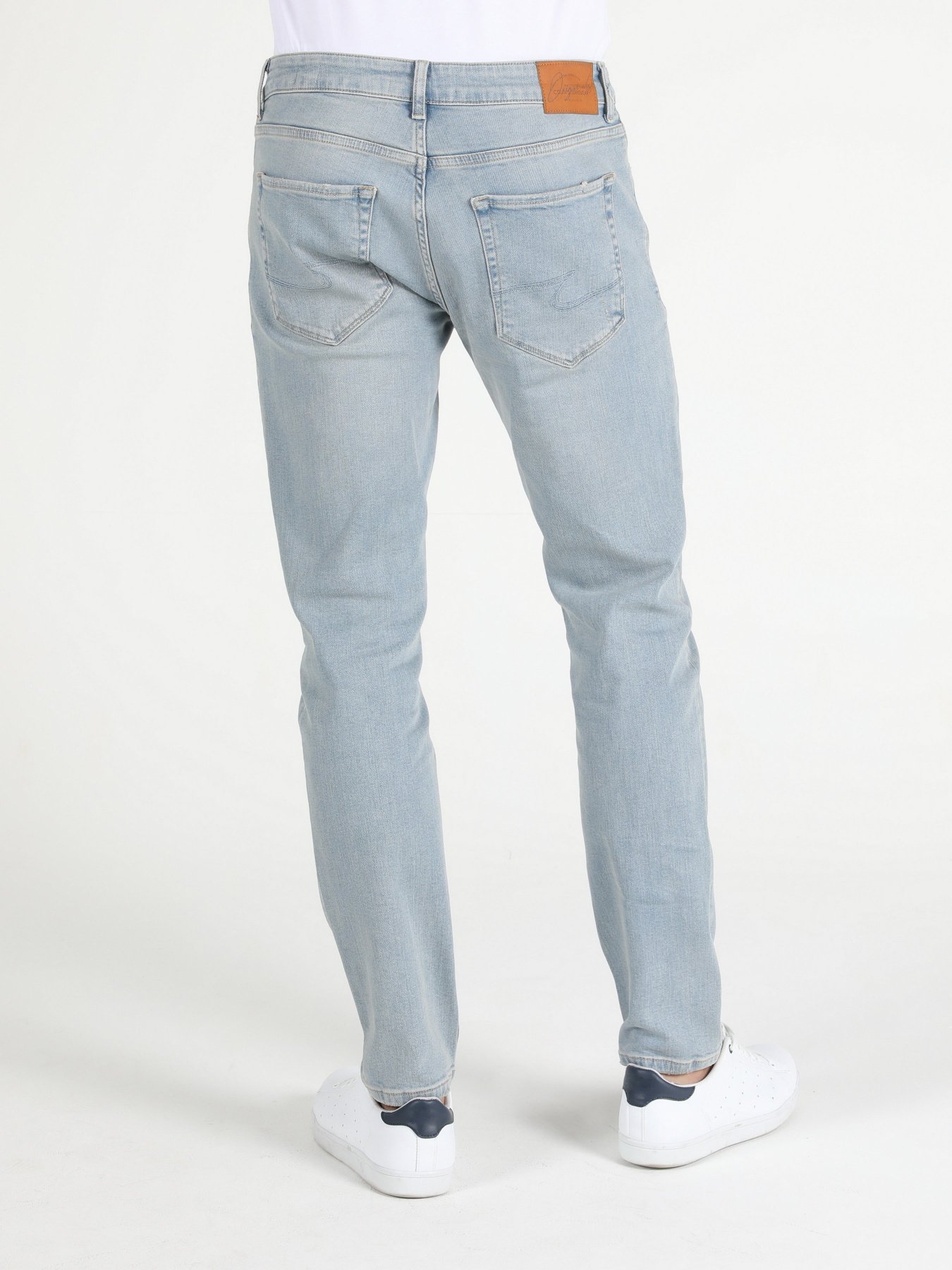 Прямые джинсы Colin’s 044 Karl модель CL1050268DN03054 Фото