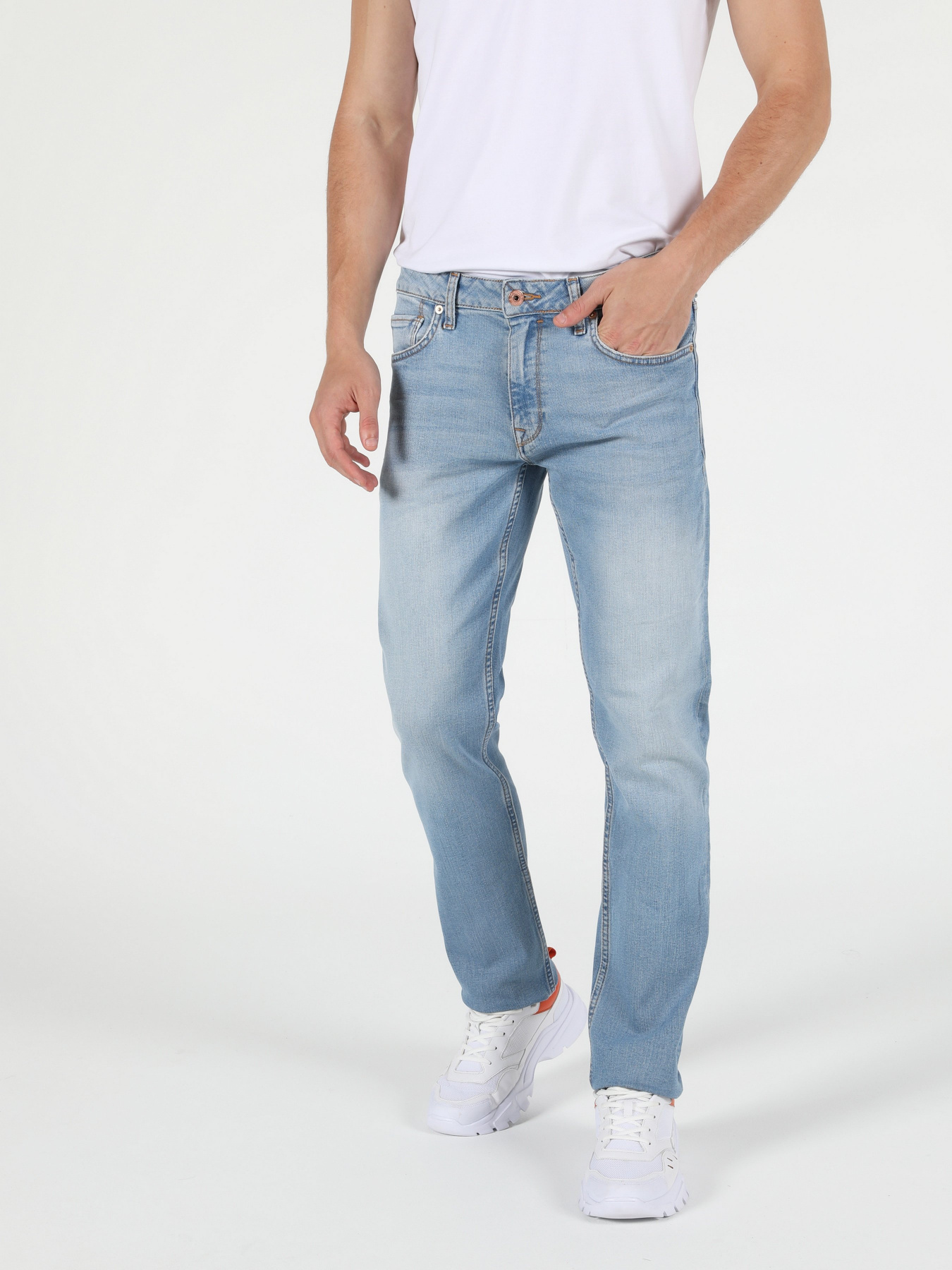 Прямые джинсы Colin’s модель CL1050282DN07023 Фото