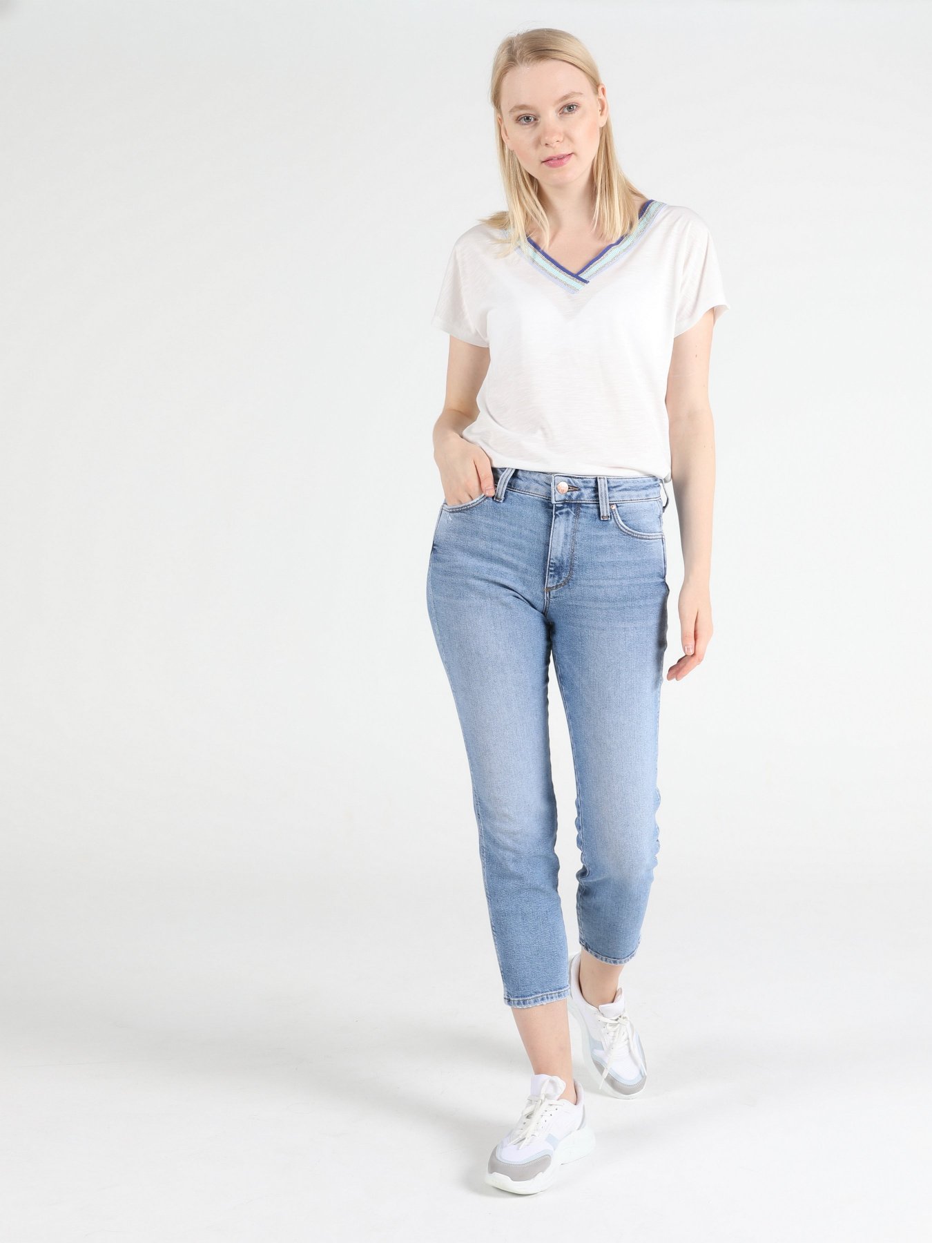 Зауженные джинсы Colin’s 891 Maya модель CL1051236DN41101 Фото