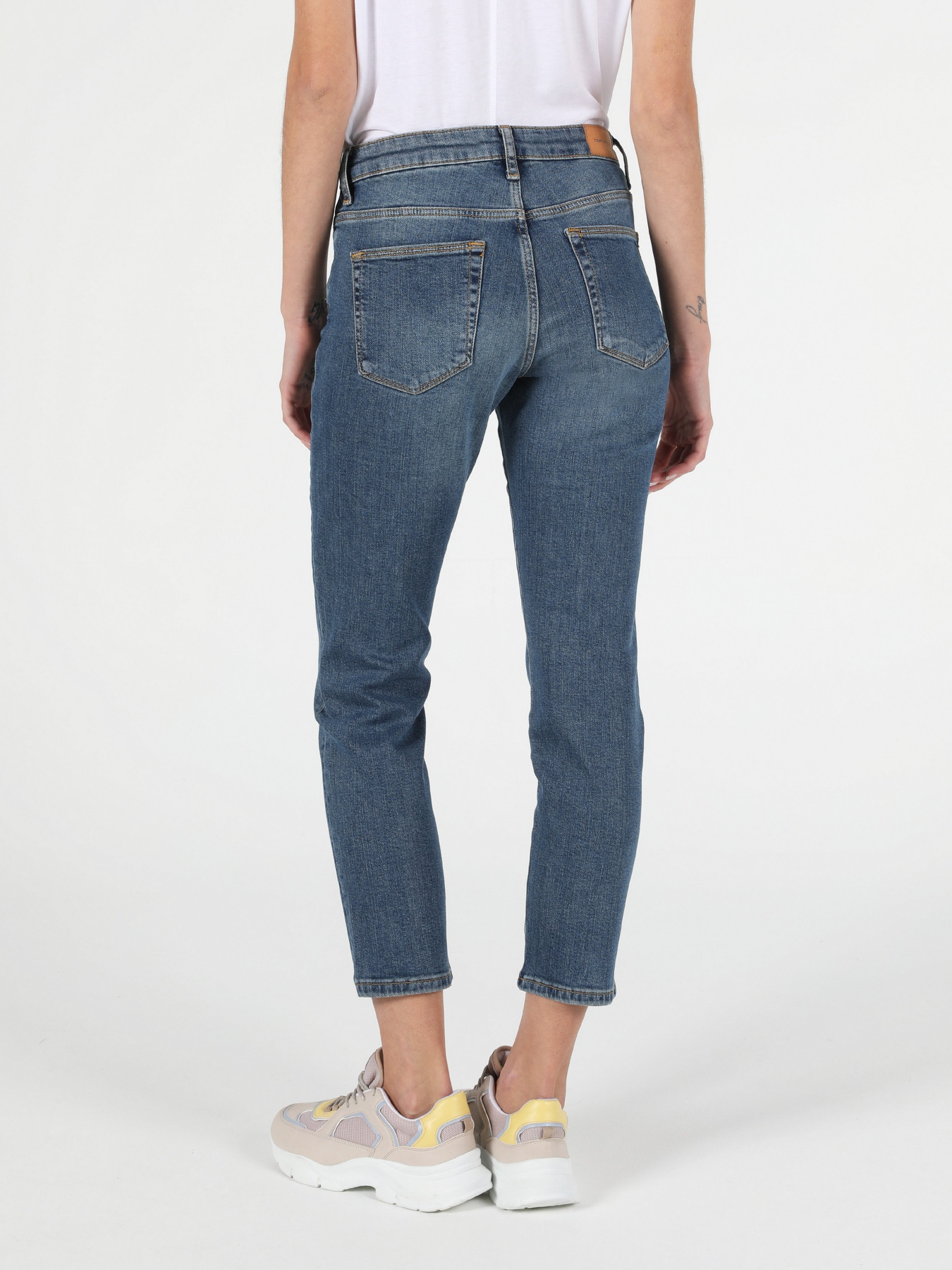 Зауженные джинсы Colin’s 891 Maya модель CL1051966DN03014 Фото