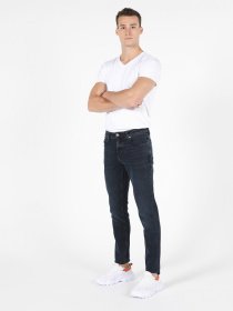 Джинсы Colin’s 044 Karl модель CL1051983DN40617 Фото