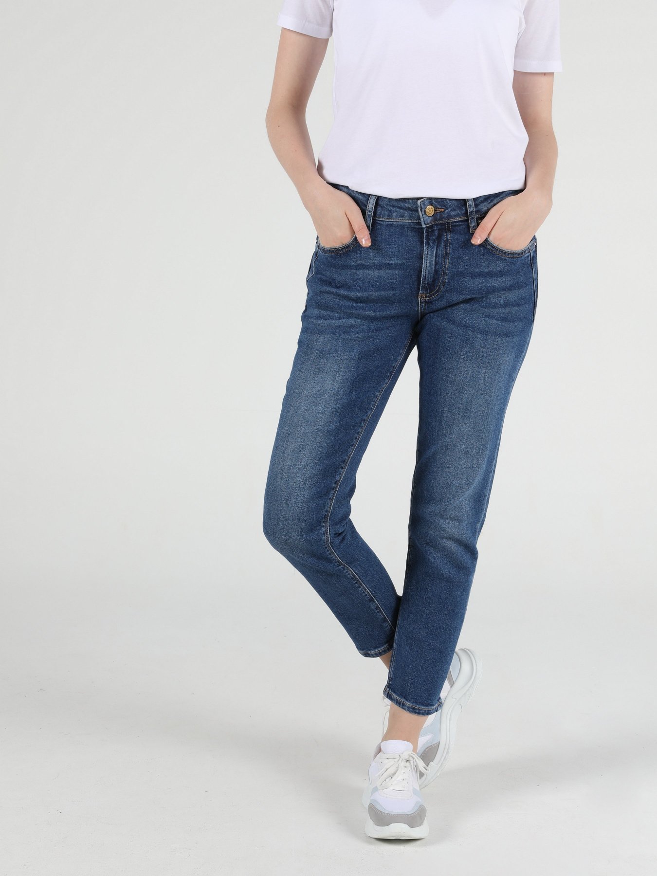 Бойфренды Colin’s 892 Alina модель CL1052012DN40700 Фото