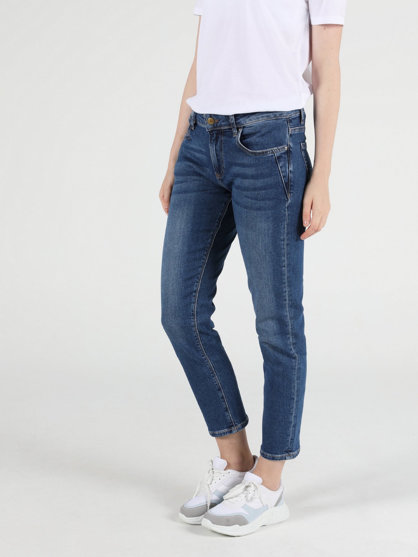 Бойфренды Colin’s 892 Alina модель CL1052012DN40700 Фото