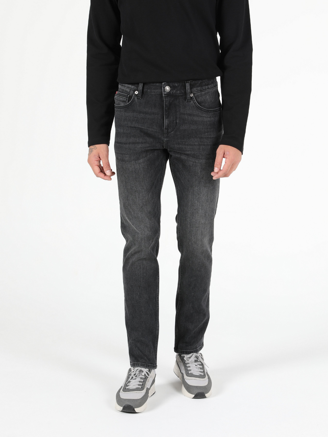 Джинсы Colin’s 044 Karl модель CL1052116DN40622 Фото