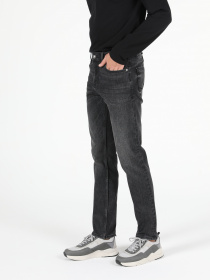 Джинсы Colin’s 044 Karl модель CL1052116DN40622 Фото