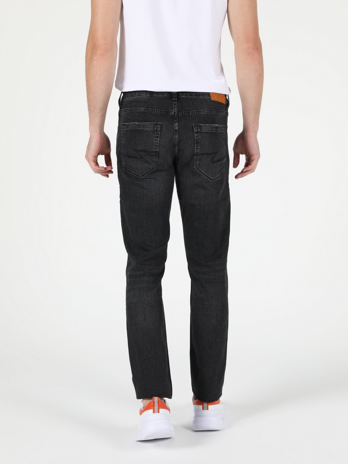 Прямые джинсы Colin’s 044 Karl модель CL1052159DN40801 Фото