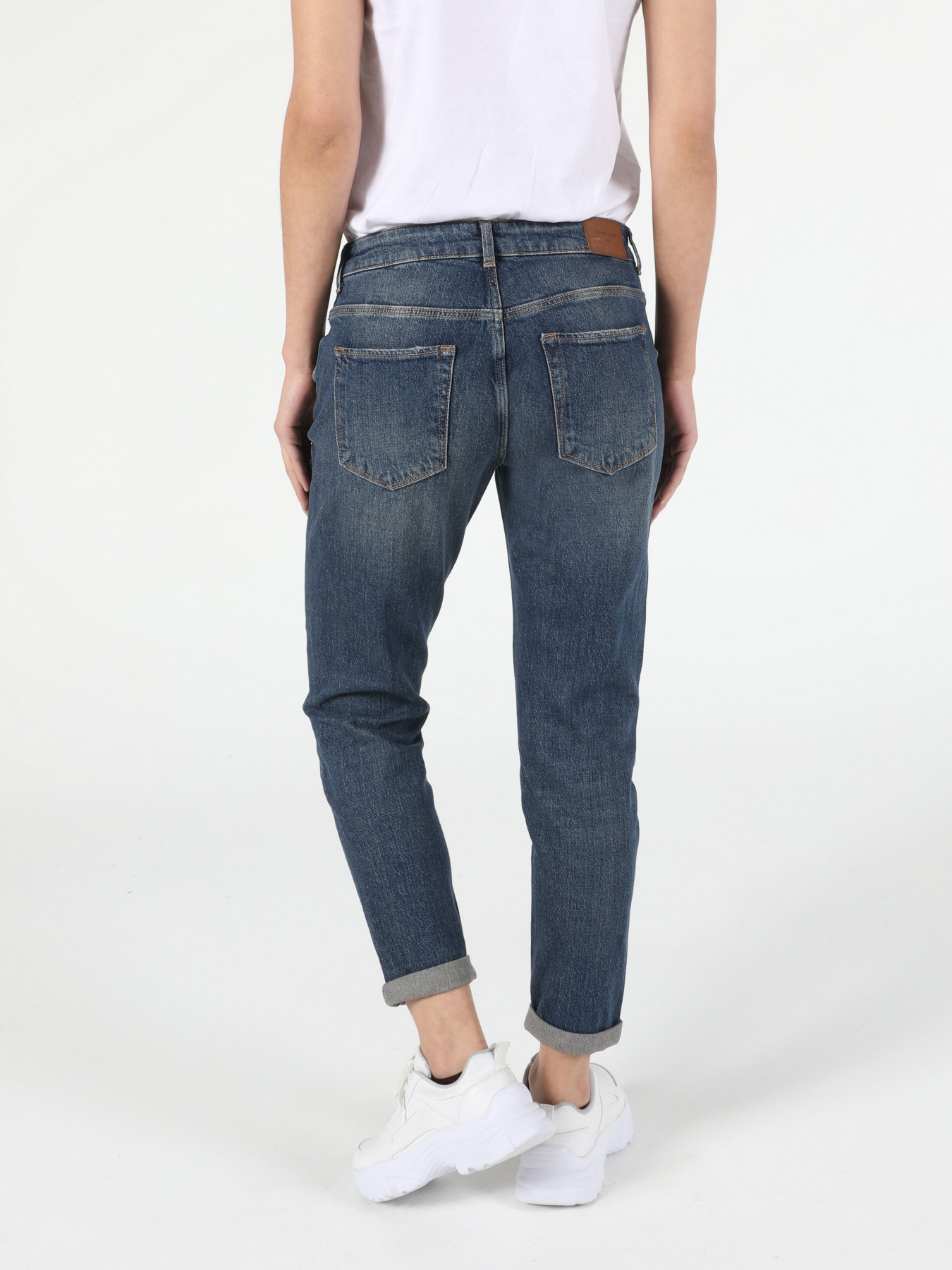 Бойфренди Colin’s 893 Julia модель CL1053034DN41277 Бойфренди Colin’s 893 Julia модель CL1053034DN41277 Фото