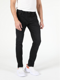 Прямые джинсы Colin’s 044 Karl Straight модель CL1053739DN06469 Прямые джинсы Colin’s 044 Karl Straight модель CL1053739DN06469 Фото