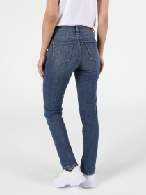 Прямые джинсы Colin’s 703 Carla модель CL1054495DN40738 Прямые джинсы Colin’s 703 Carla модель CL1054495DN40738 Фото