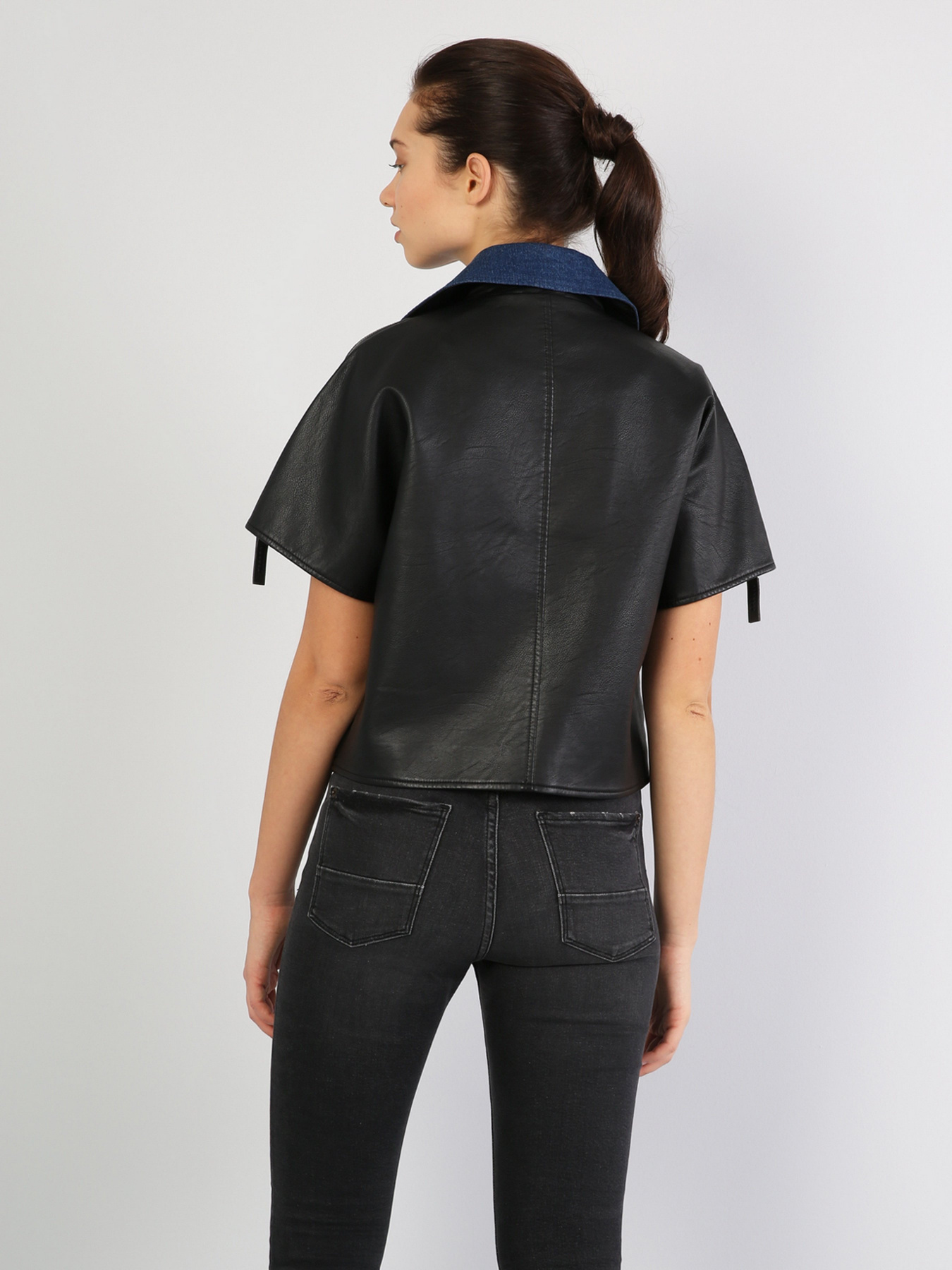 Демісезонна куртка Colin’s модель CL1041649BLK Фото