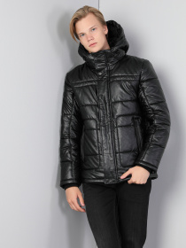 Демісезонна куртка Colin’s модель CL1044252BLK Демісезонна куртка Colin’s модель CL1044252BLK Фото