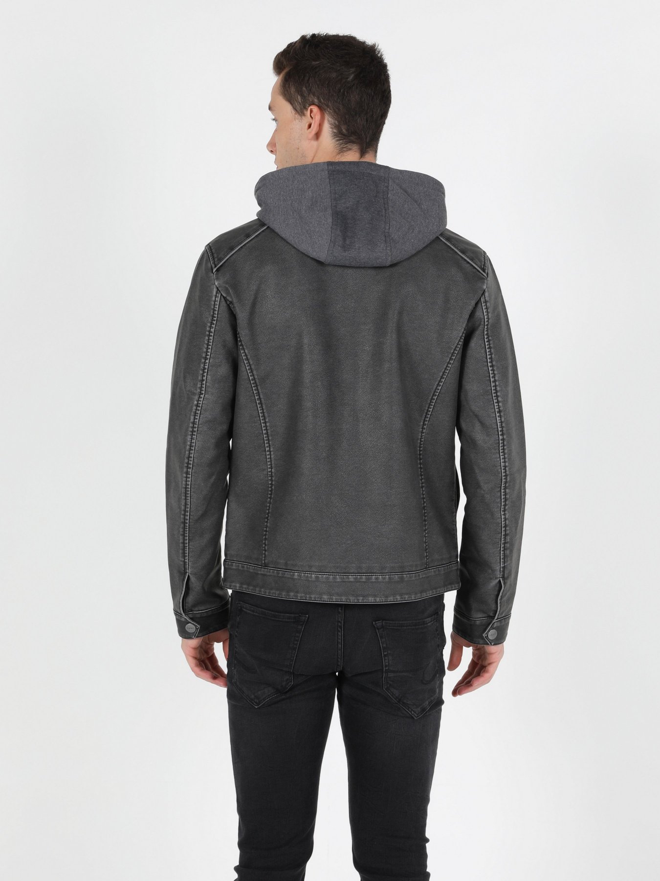 Демисезонная куртка Colin’s модель CL1047272GRA Фото