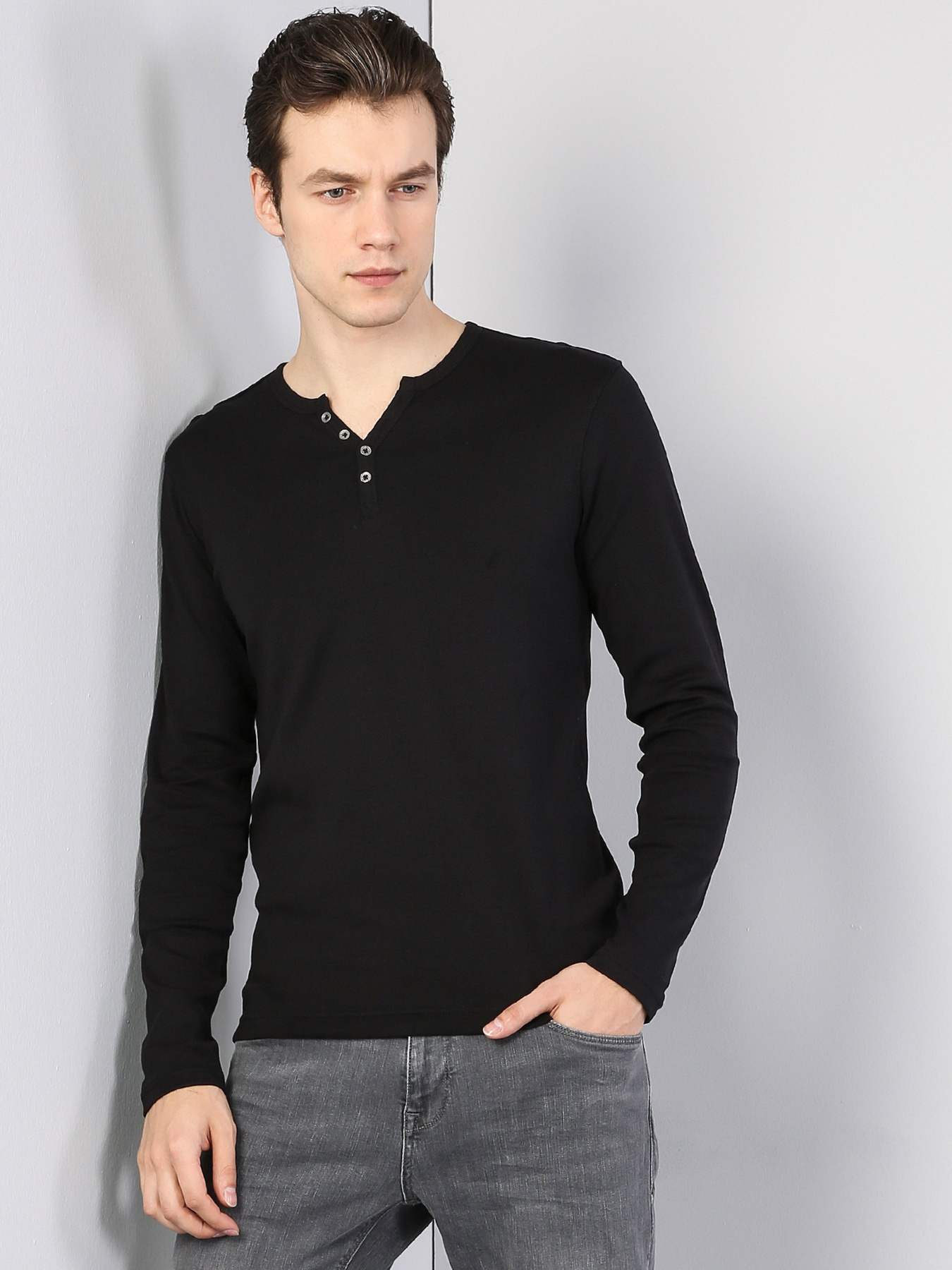 Футболки и поло Colin’s модель CL1022847BLK Фото