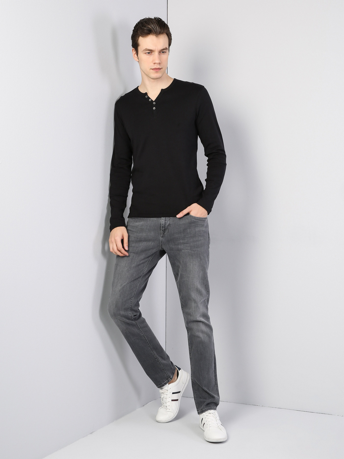 Футболки и поло Colin’s модель CL1022847BLK Фото