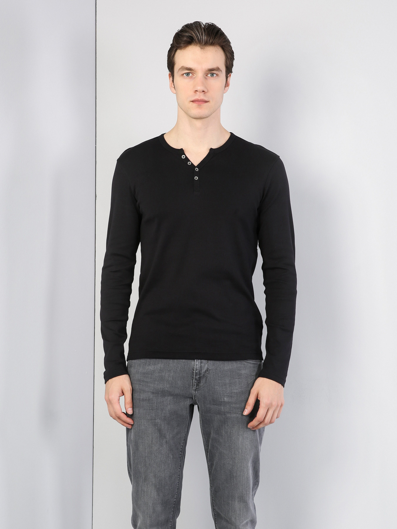 Футболки и поло Colin’s модель CL1022847BLK Фото