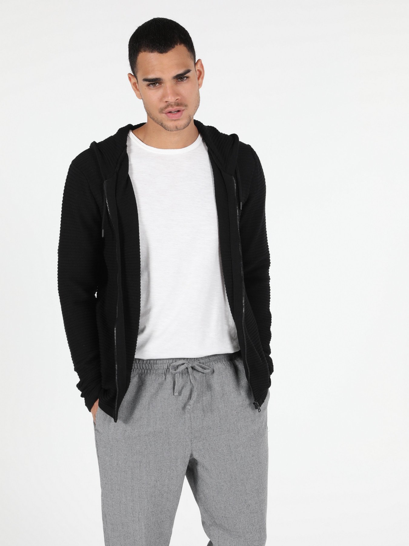 Кофта Colin’s модель CL1050730BLK Фото