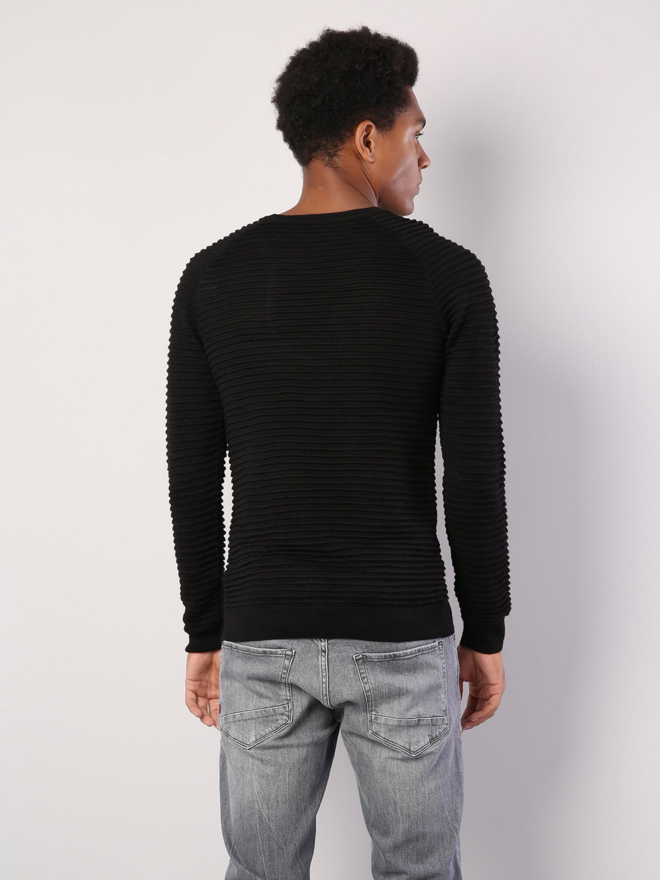 Джемпер Colin’s модель CL1036153BLK Фото