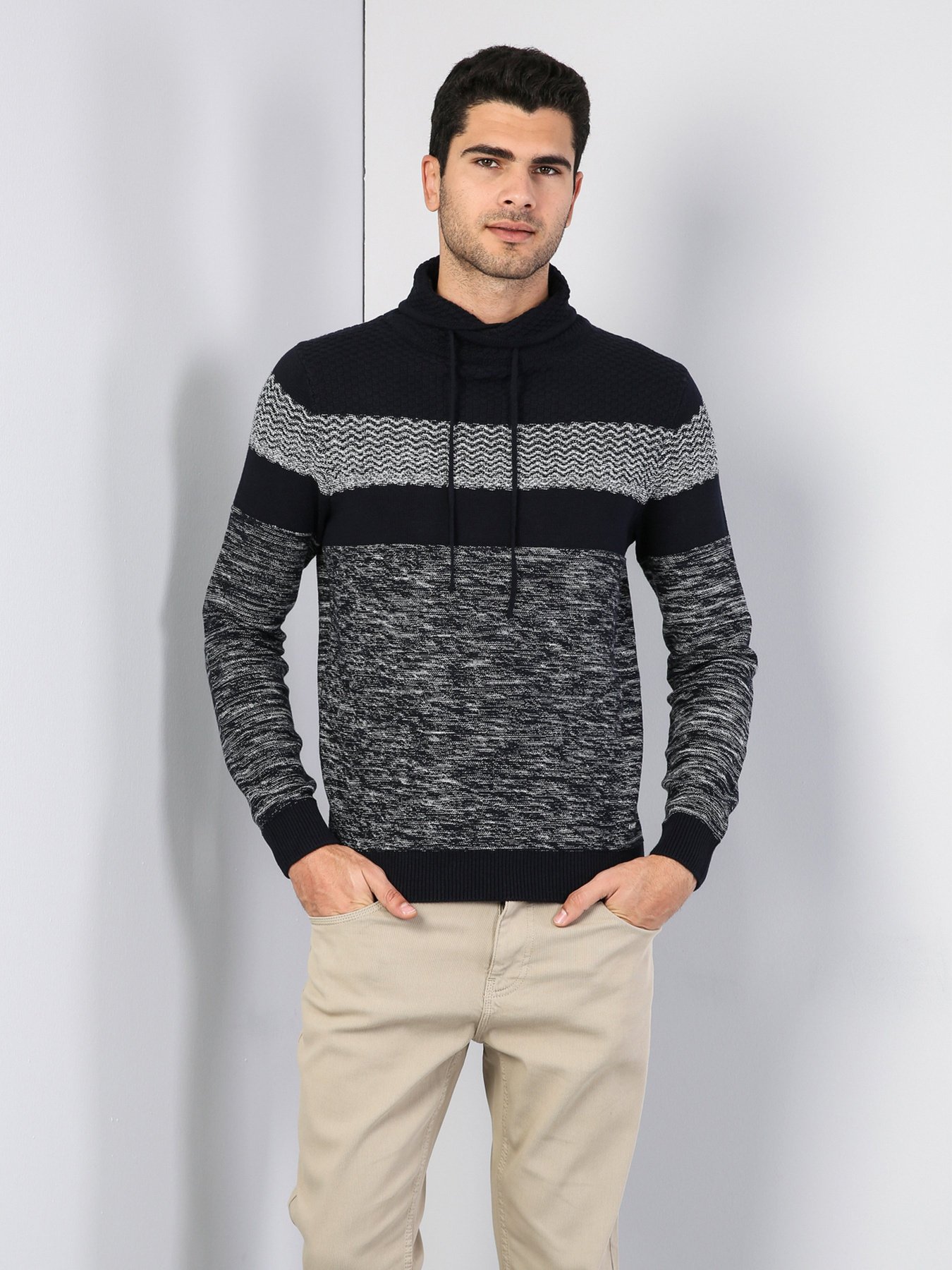 Свитер Colin’s модель CL1036199NAV Фото