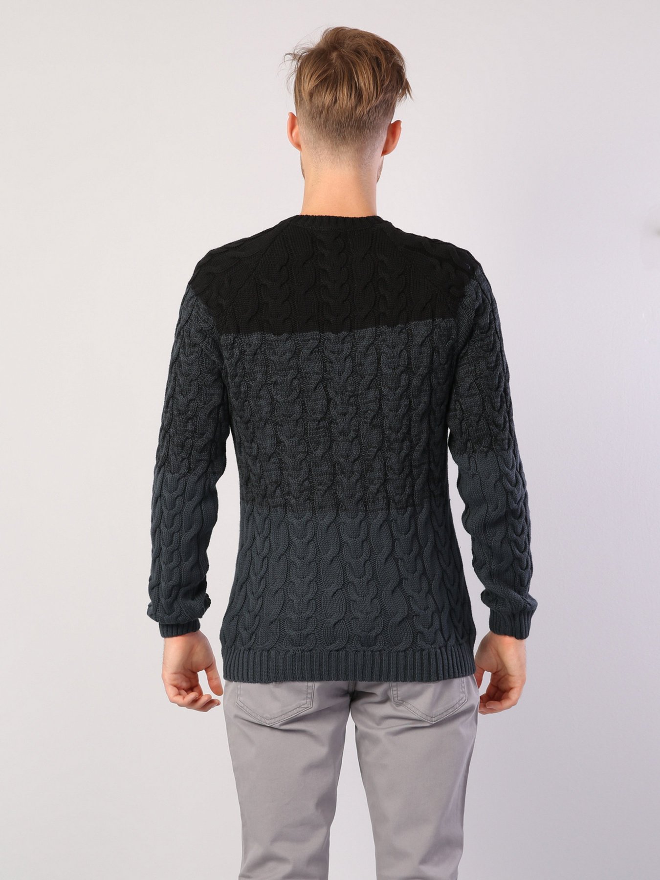 Свитер Colin’s модель CL1036203PML Фото