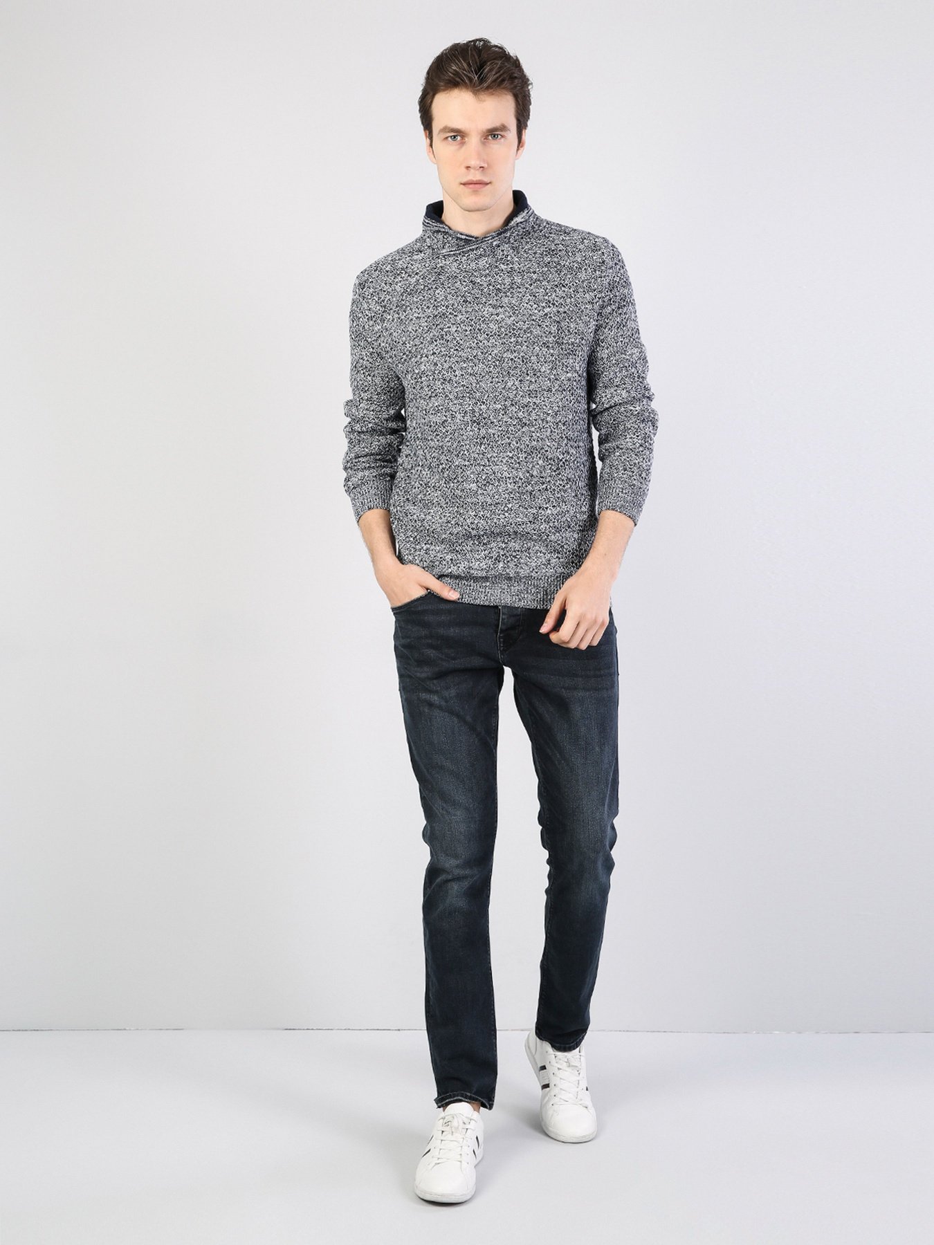 Свитер Colin’s модель CL1036336BLM Свитер Colin’s модель CL1036336BLM Фото