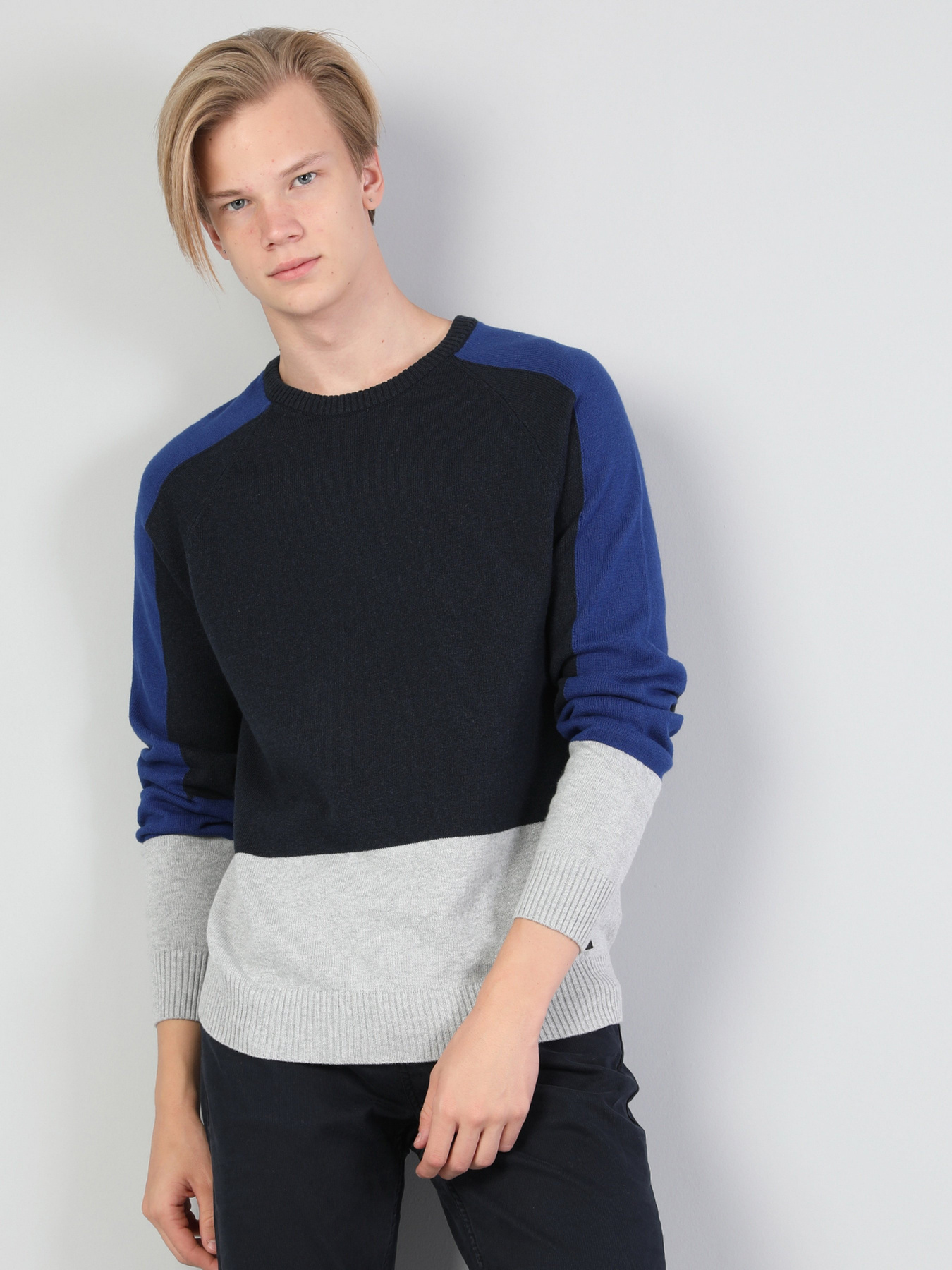 Джемпер Colin’s модель CL1045245BLS Фото